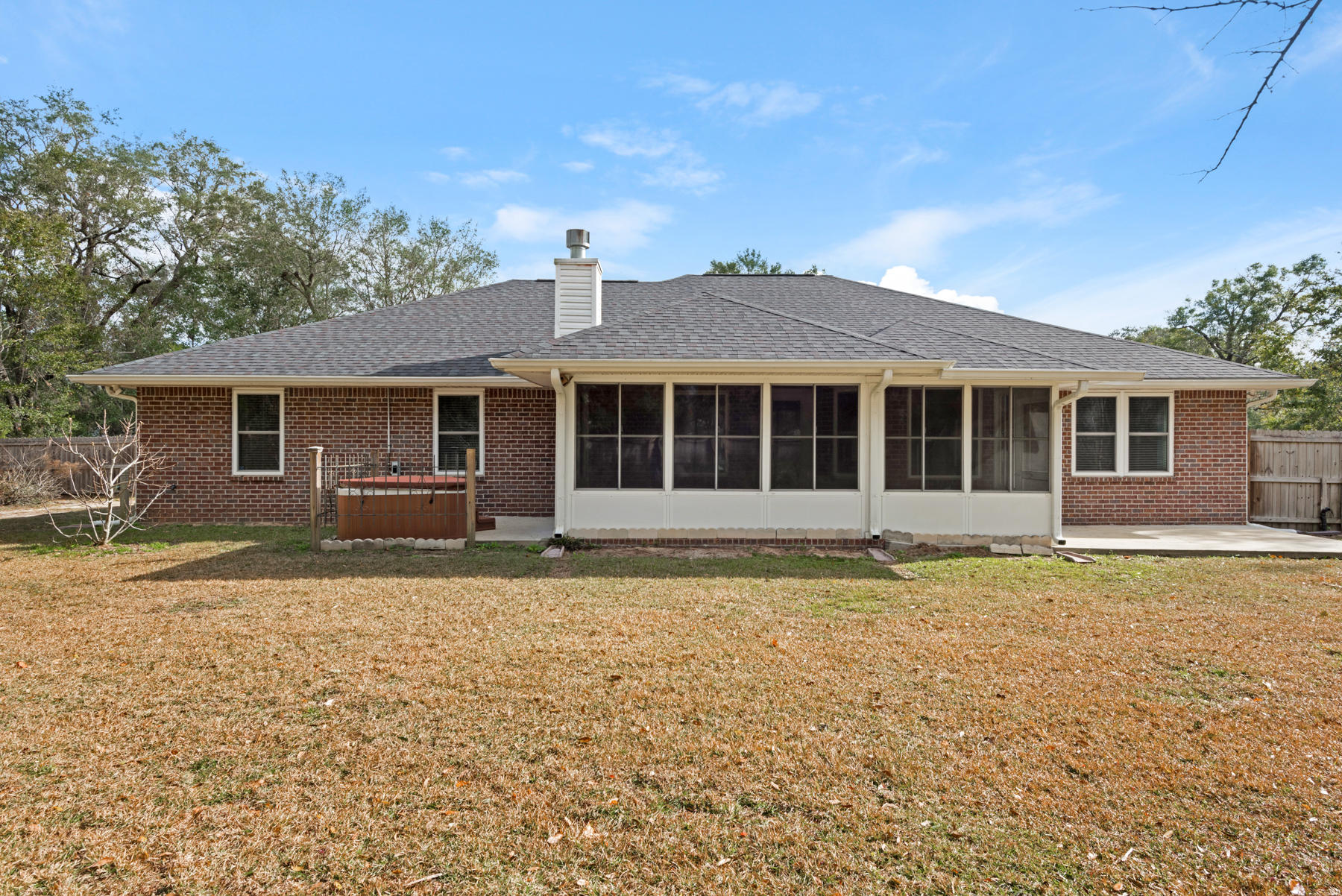 SOUTHWOODS - Residential