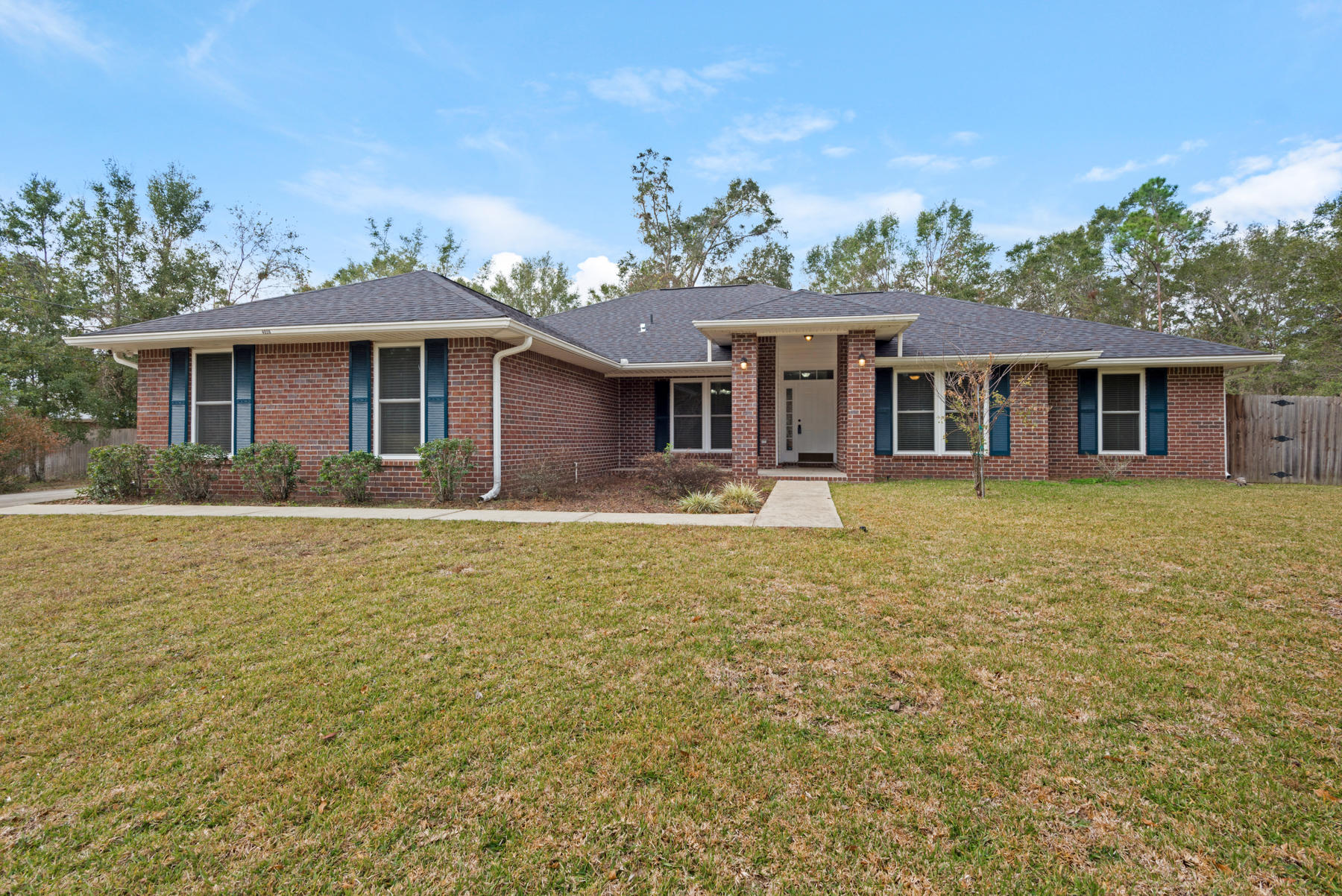 SOUTHWOODS - Residential