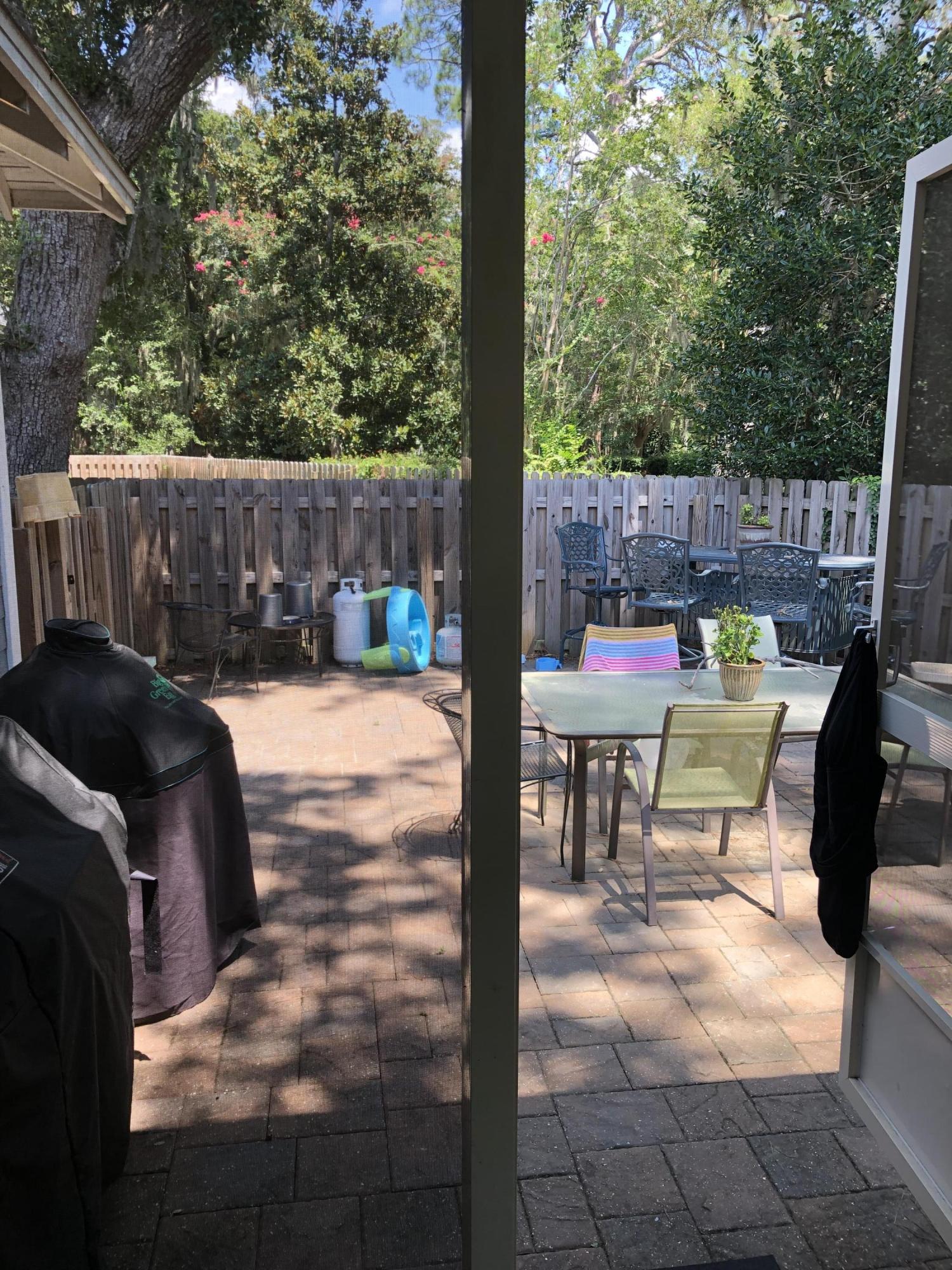 CARSON OAKS - Residential Lease