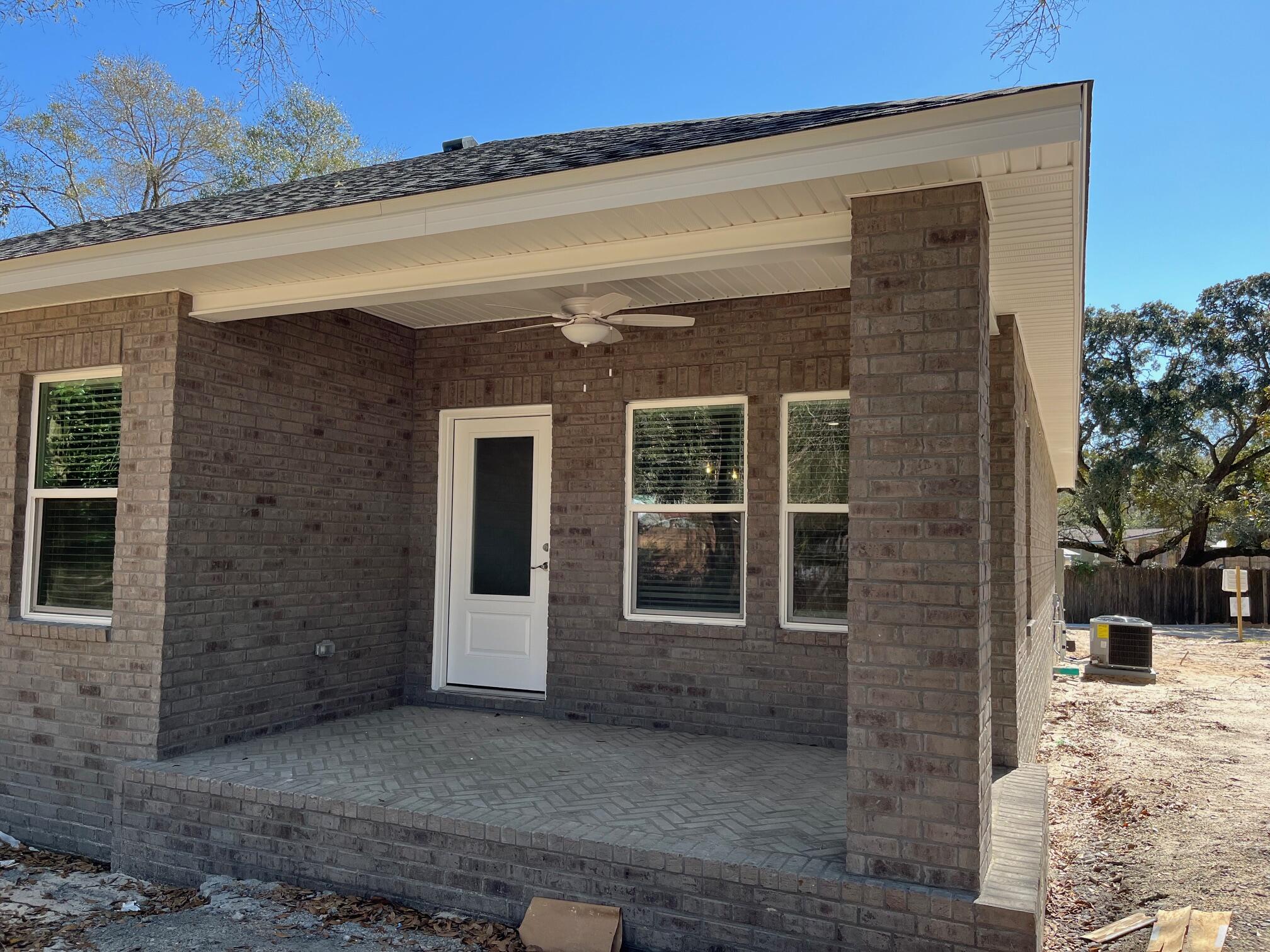 VILLA TASSO TOWN OF - Residential