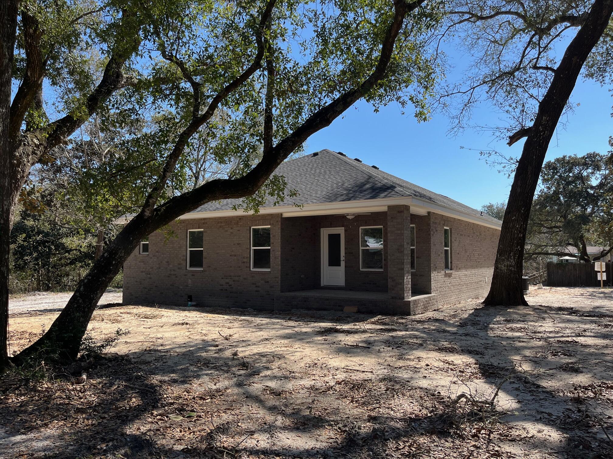 VILLA TASSO TOWN OF - Residential