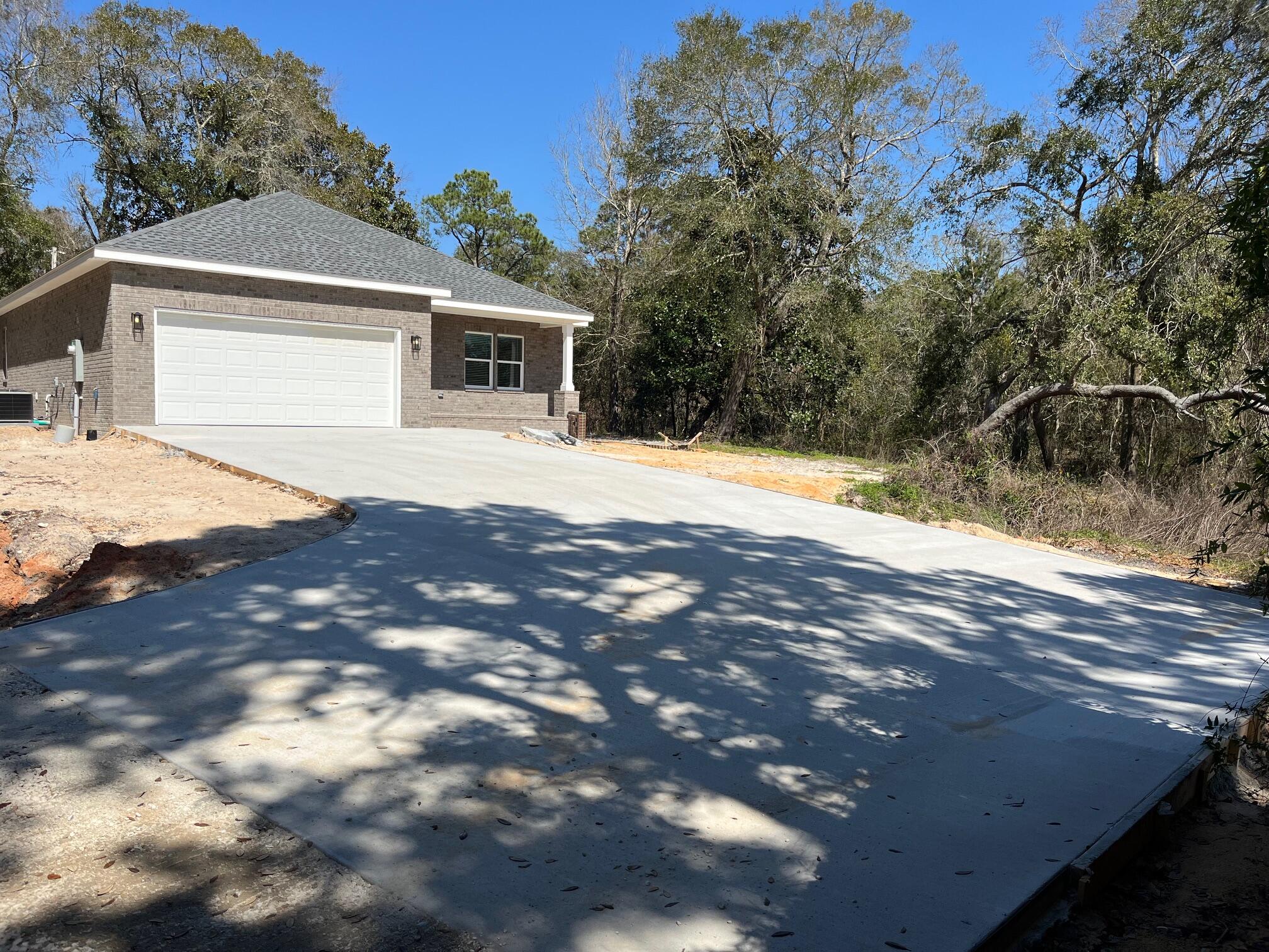 VILLA TASSO TOWN OF - Residential