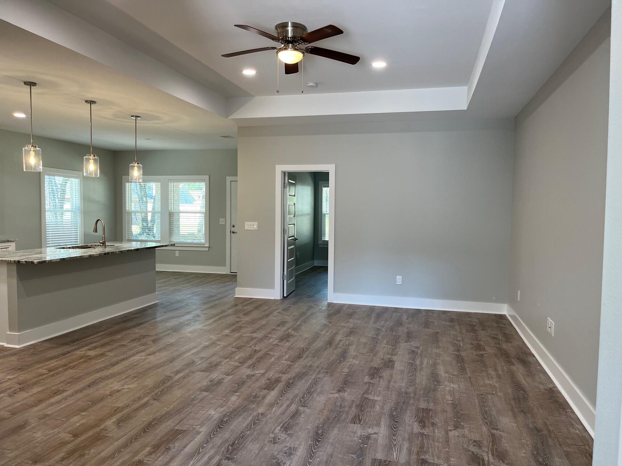 VILLA TASSO TOWN OF - Residential