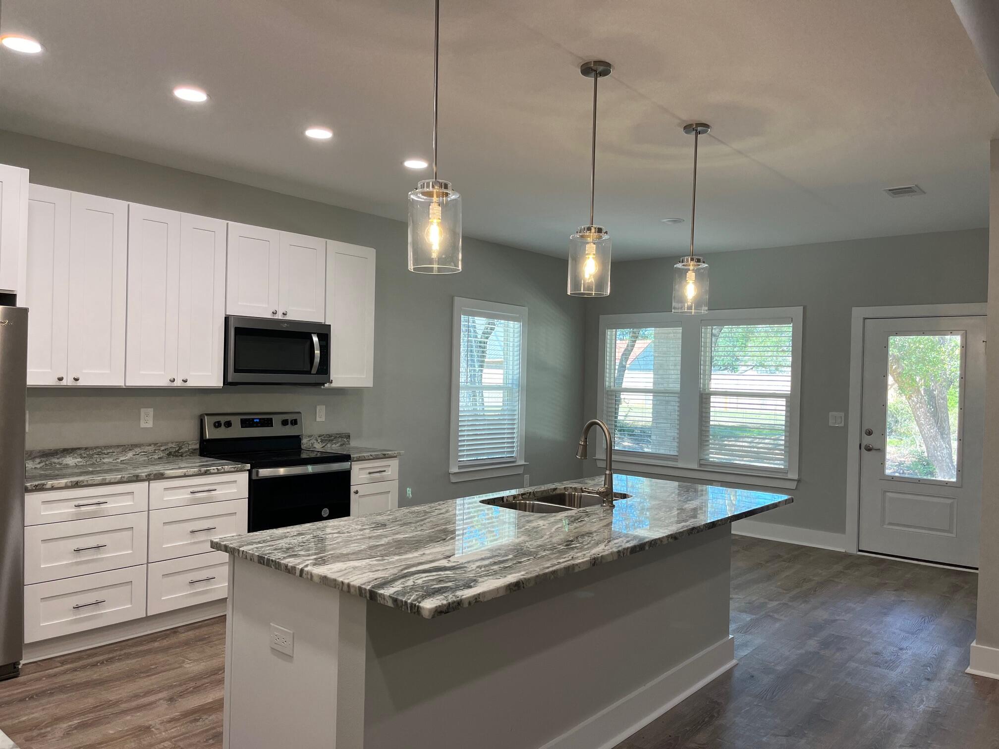 VILLA TASSO TOWN OF - Residential