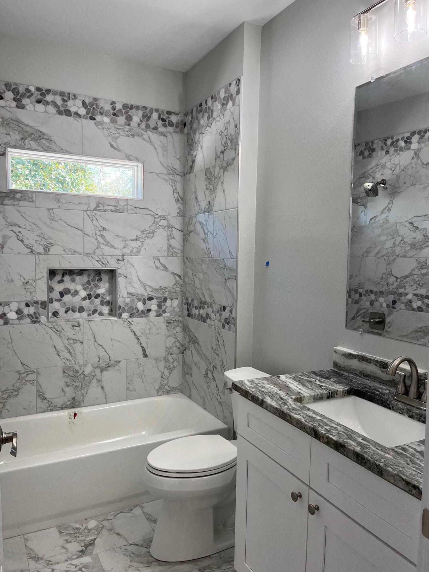 VILLA TASSO TOWN OF - Residential