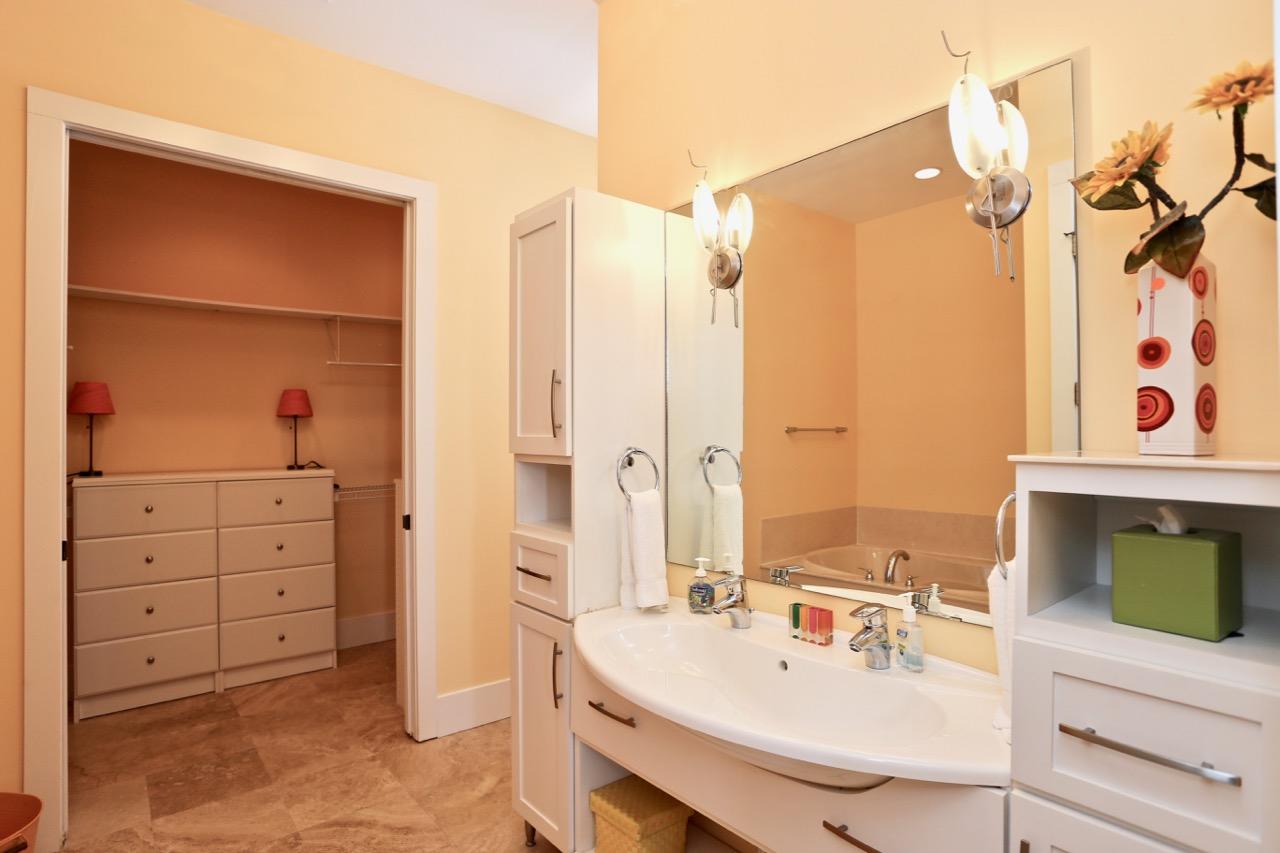 MARAVILLA COTTAGES - Residential