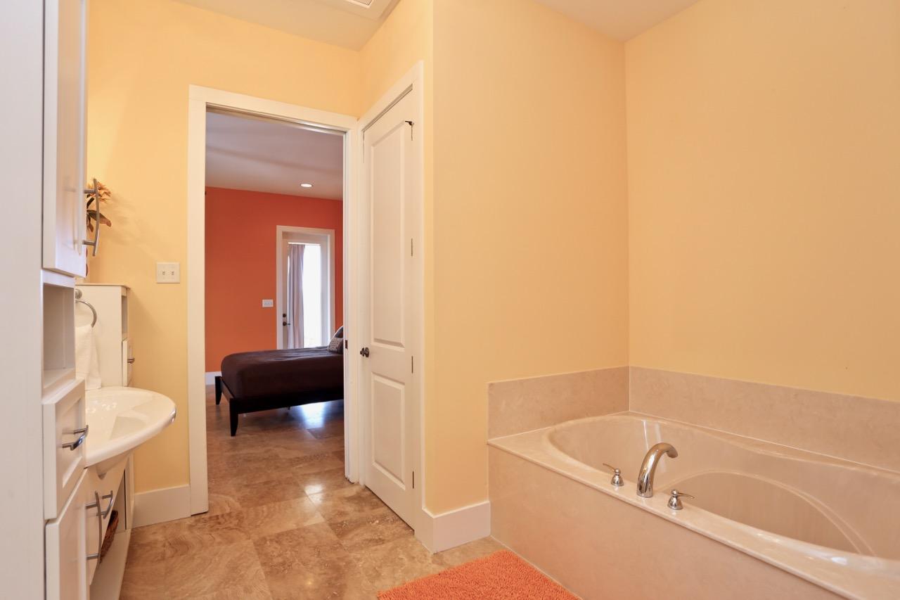 MARAVILLA COTTAGES - Residential