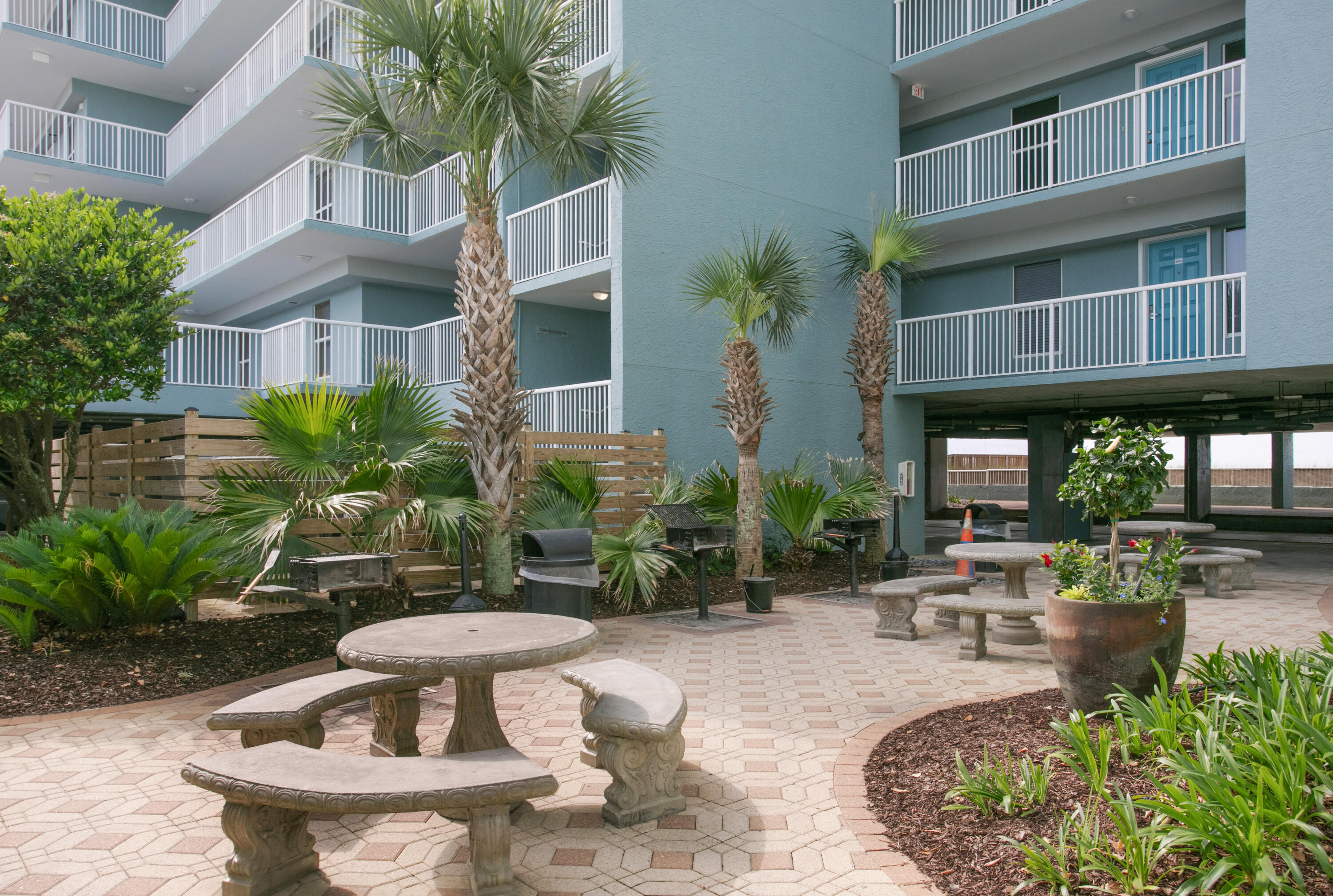 ISLANDER BEACH RESORT CONDO - Residential