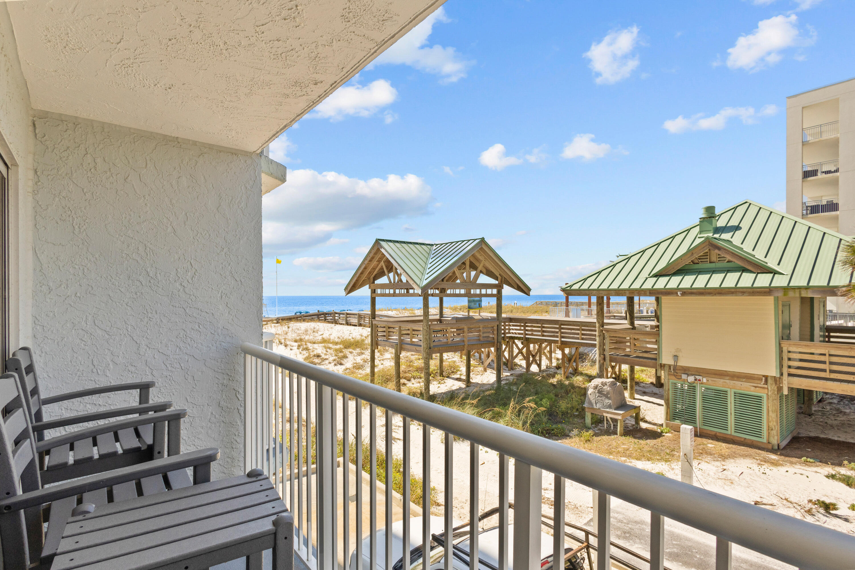 ISLANDER BEACH RESORT CONDO - Residential