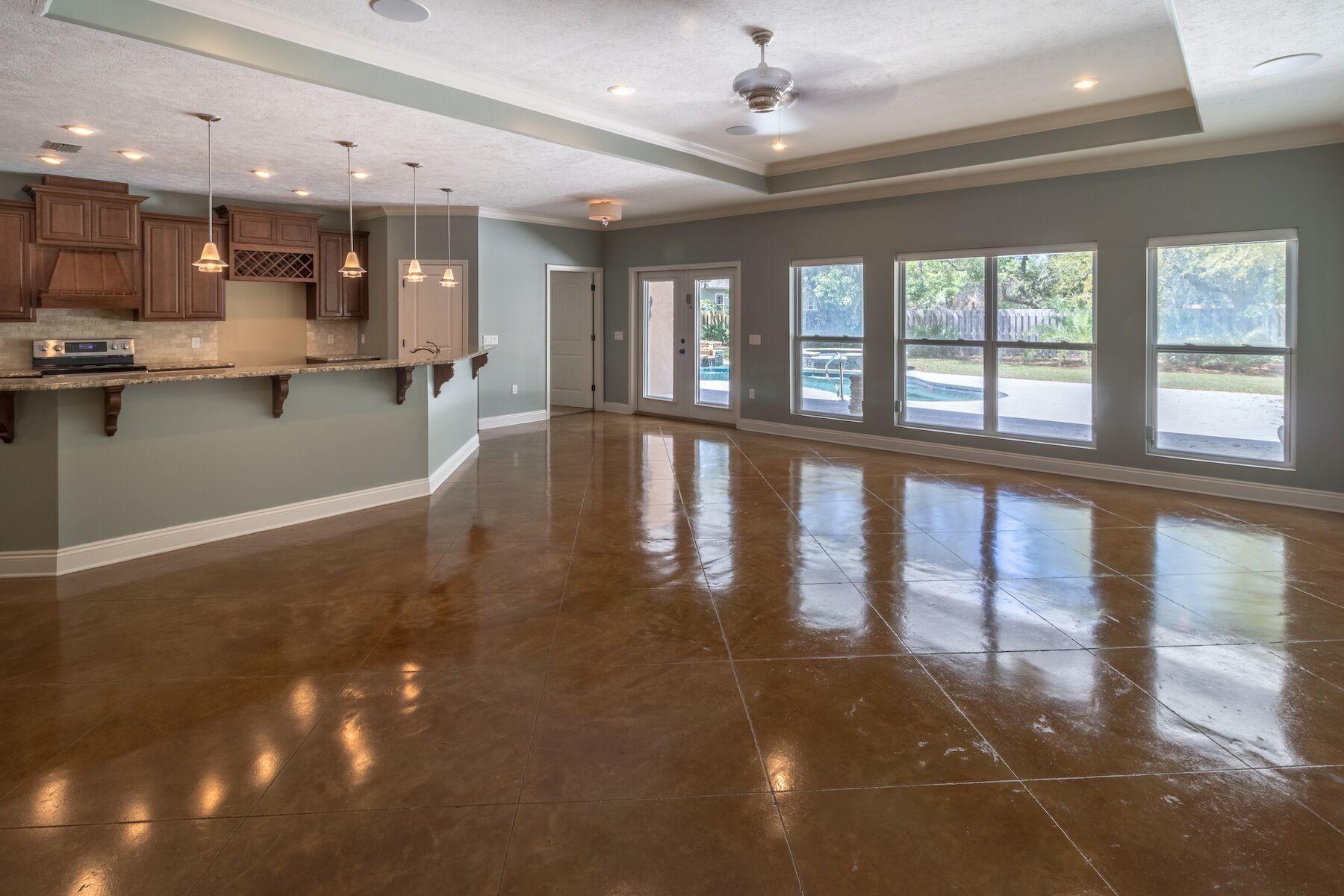 BOTANY BAYOU - Residential