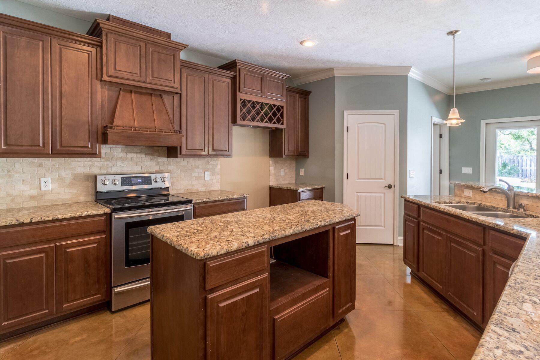 BOTANY BAYOU - Residential