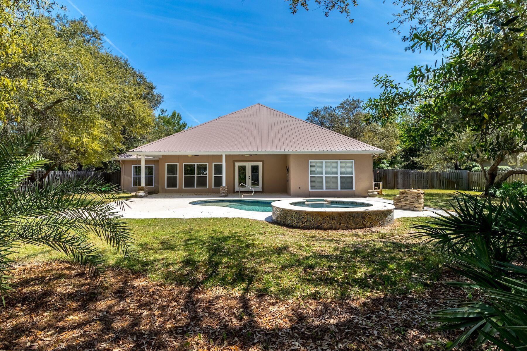 BOTANY BAYOU - Residential