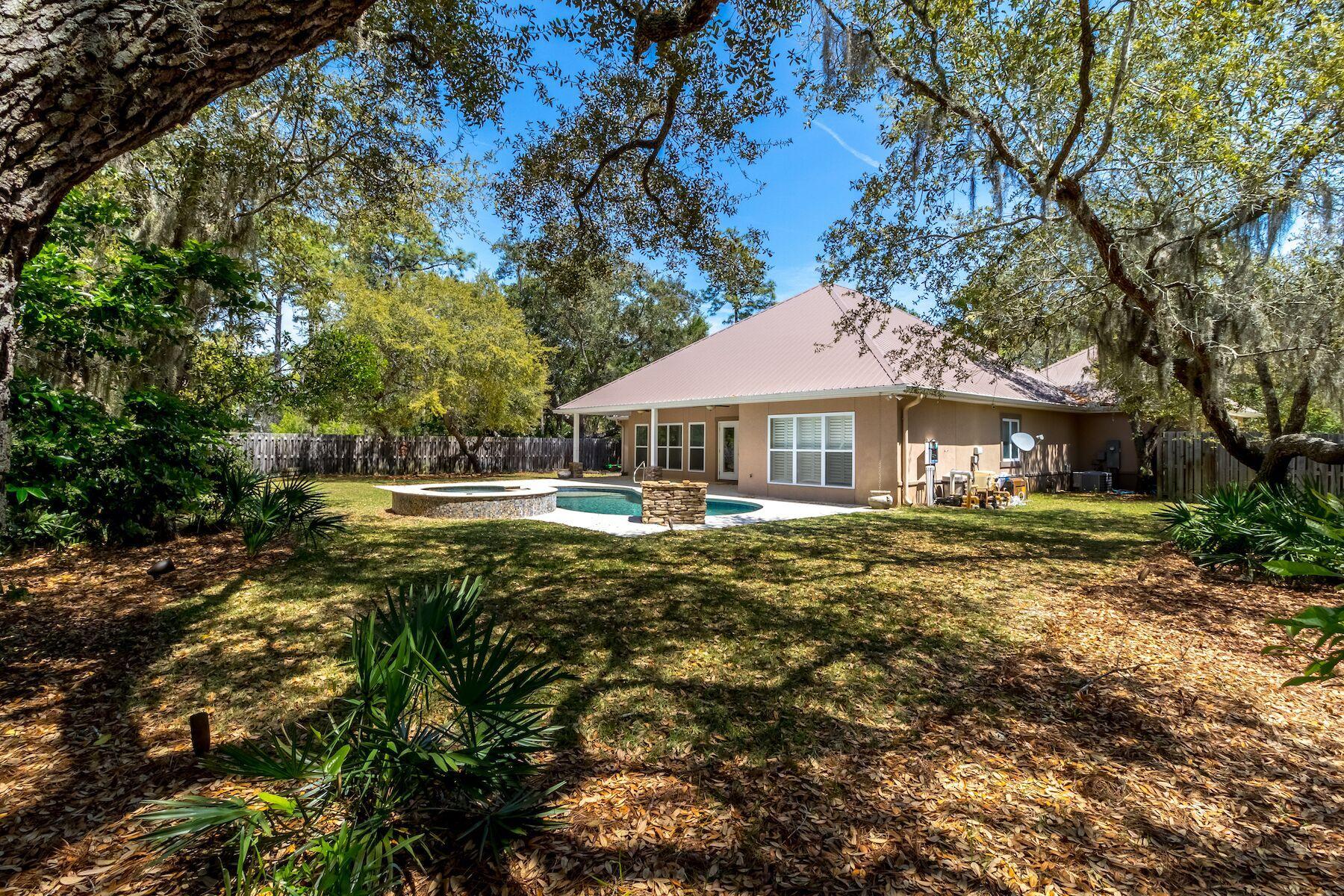 BOTANY BAYOU - Residential