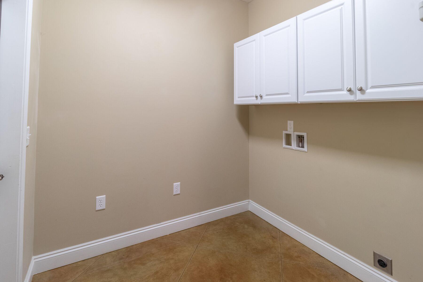 BOTANY BAYOU - Residential