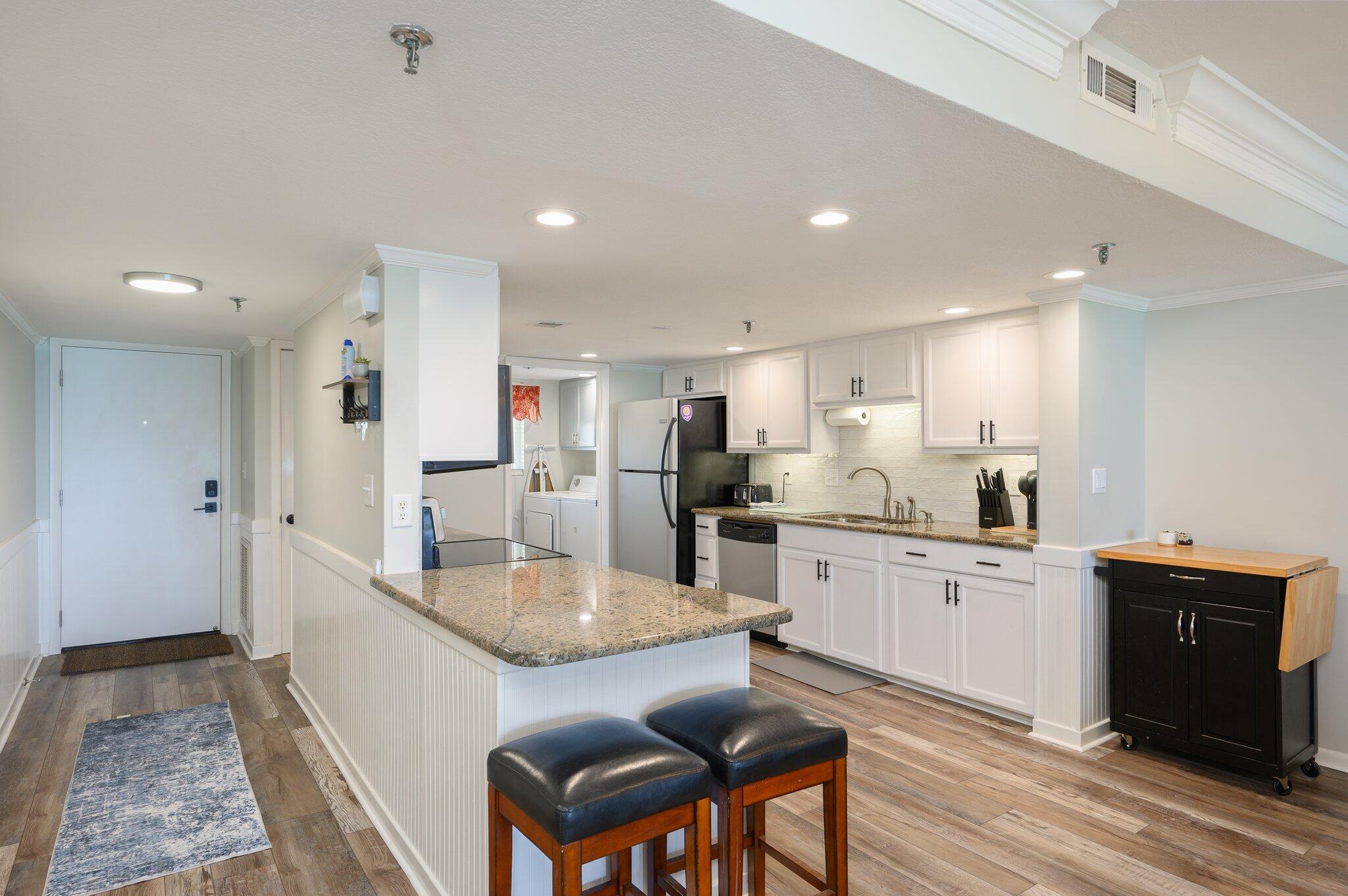 SURF DWELLER CONDO - Residential