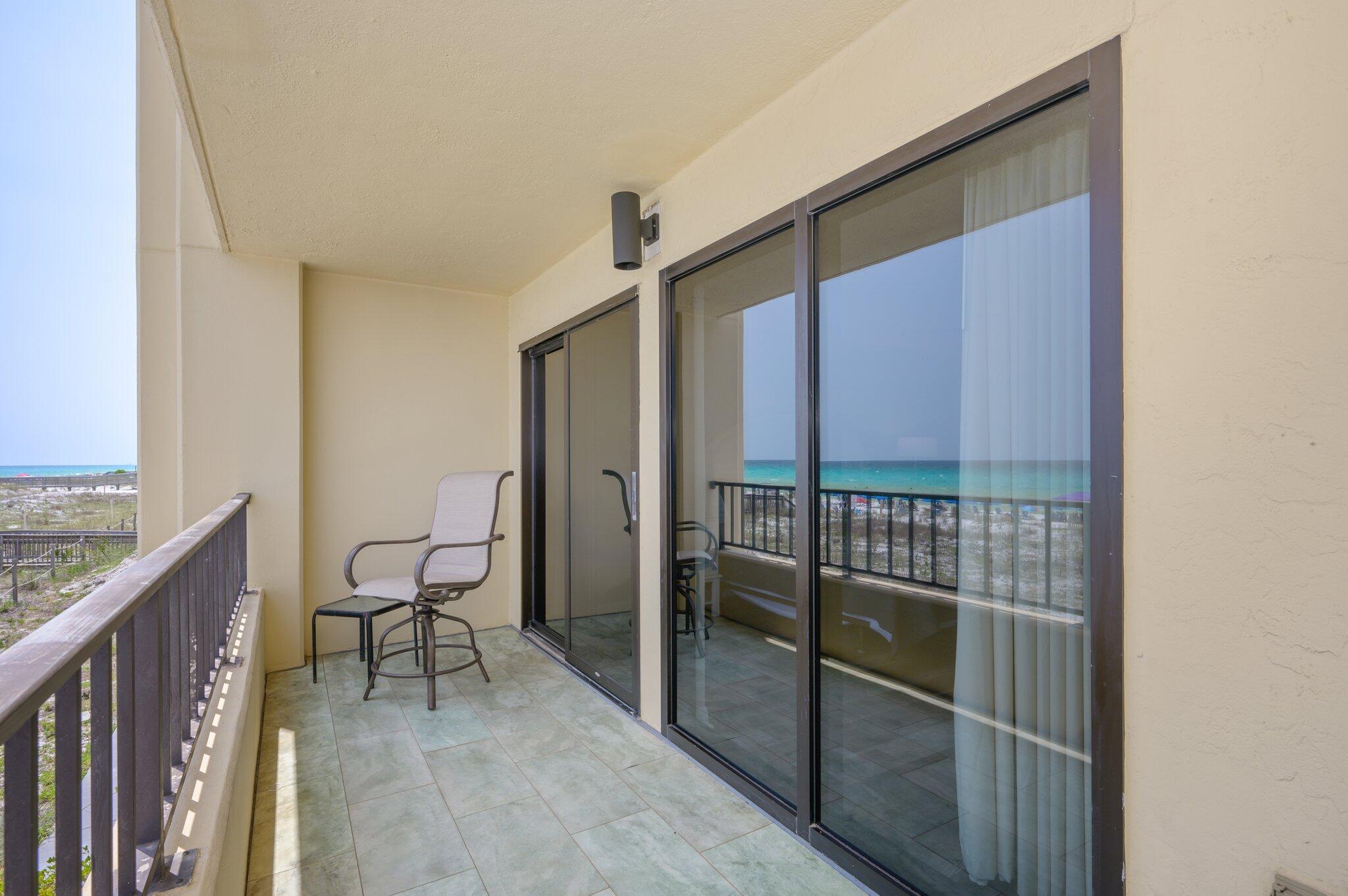 SURF DWELLER CONDO - Residential
