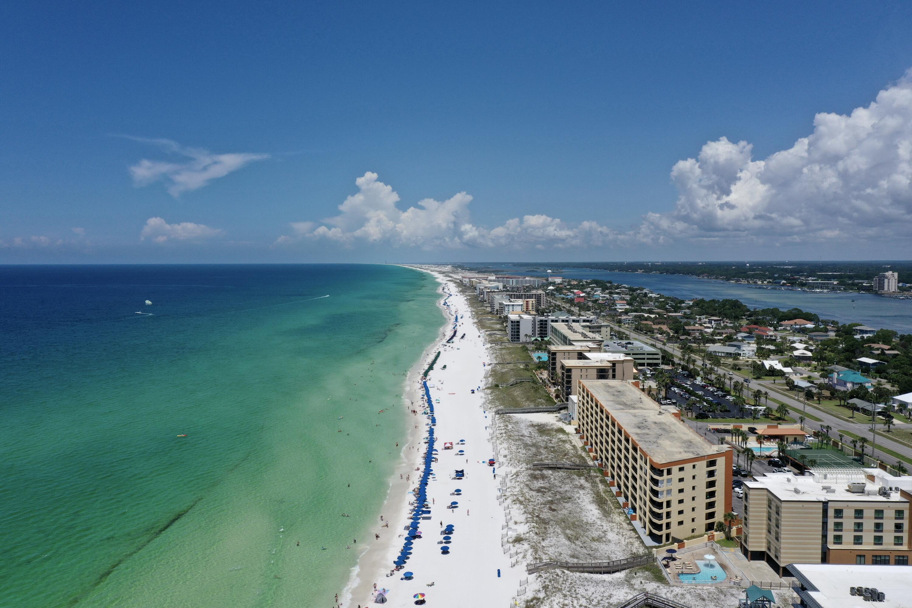 SURF DWELLER CONDO - Residential