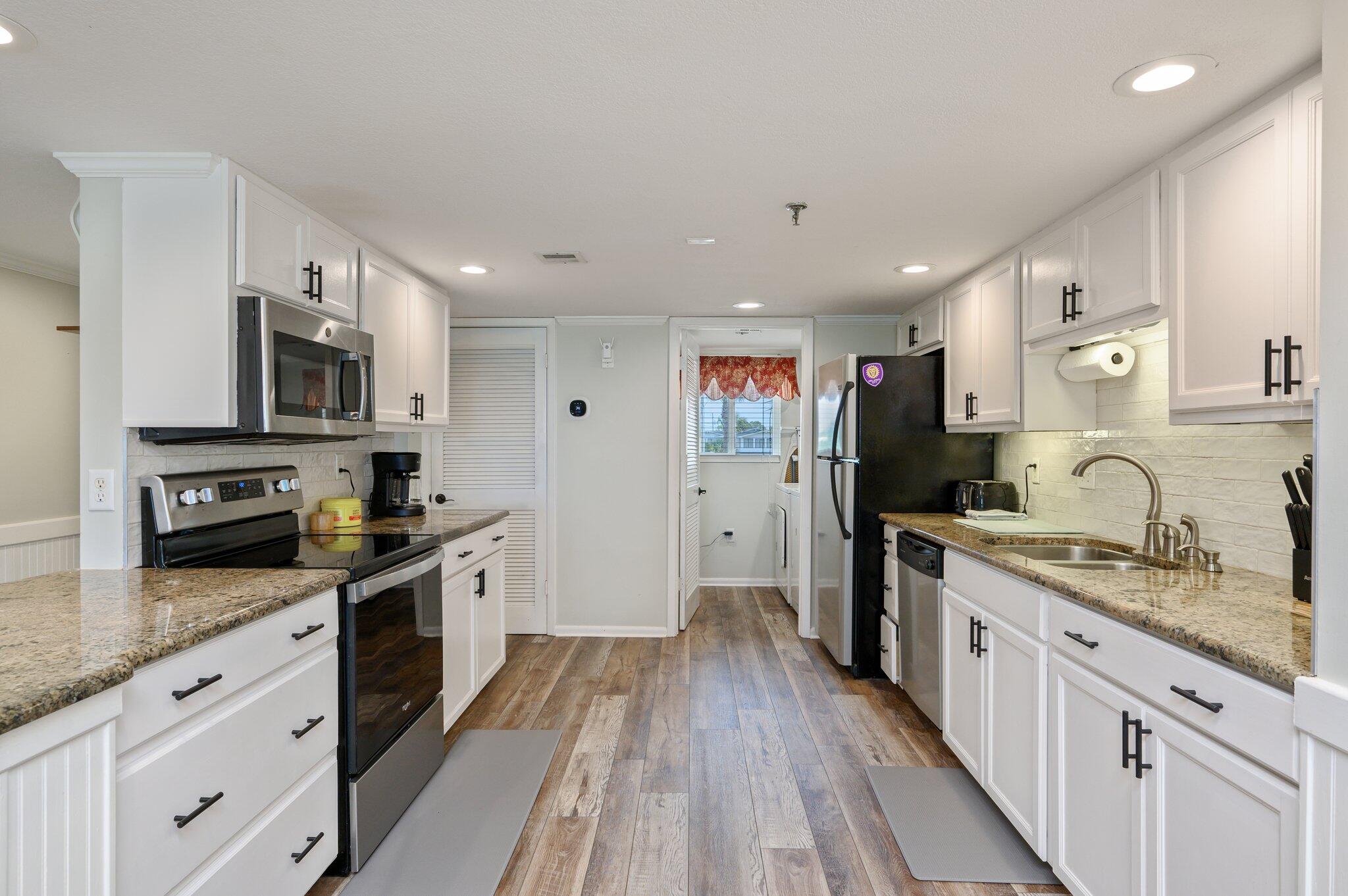 SURF DWELLER CONDO - Residential