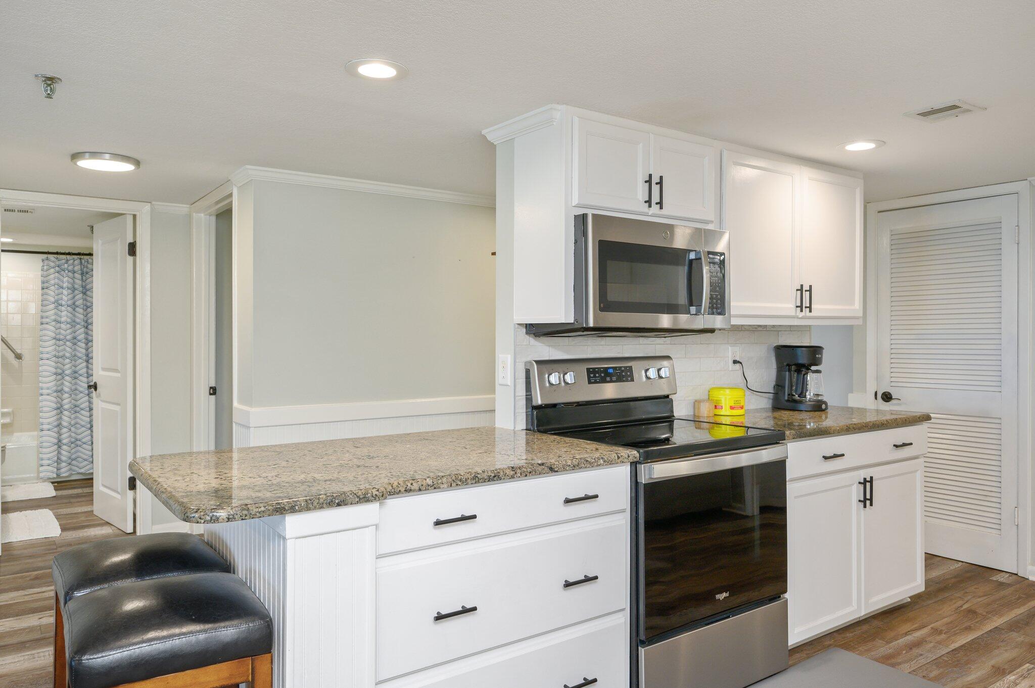 SURF DWELLER CONDO - Residential