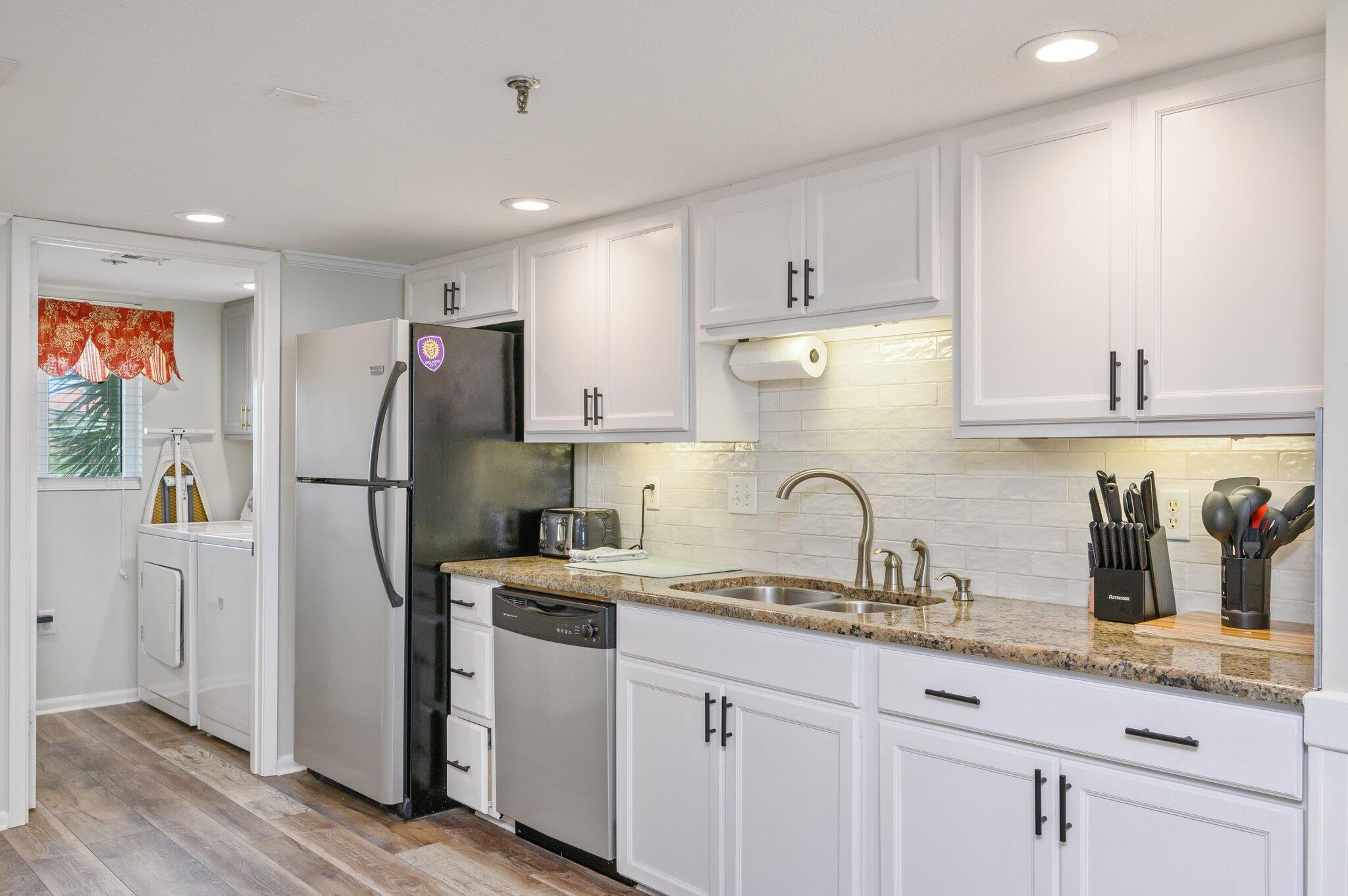 SURF DWELLER CONDO - Residential