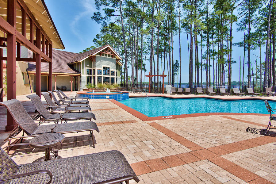 Steal of a deal in Wild Heron! This 10th fairway lot was purchased for $395,000 in 2004! Now offered for the low price of $85,000. Motivated seller, bring all offers! Golf Course Residential Lot on the beautiful 10th Fairway of Greg Norman's Sharks Tooth. Convenient to the Clubhouse, Pro Shop & Driving Range. Prospect Point is home to the lakeside Fitness Center, Pool/Hot Tub, Owners Library, Boardwalk, Fire Pit & Community Dock. The Boat House features canoes & kayaks for owner use on Lake Powell.