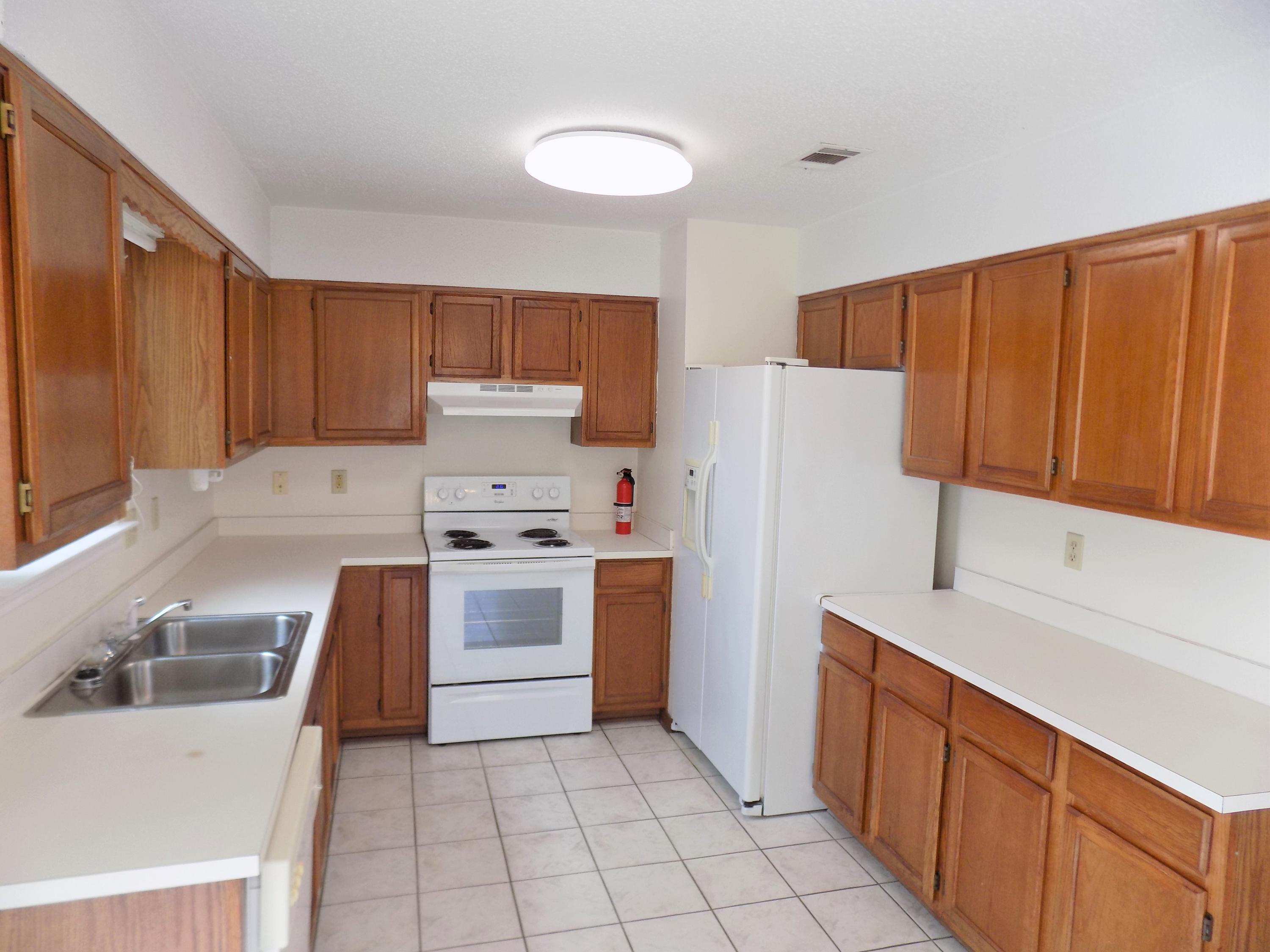 COVENTRY PARK VILLAGE - Residential Lease