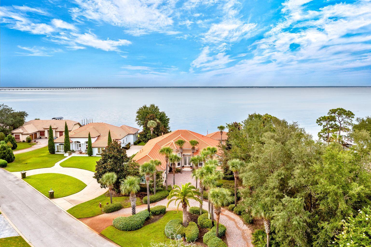 EMERALD BAY WEST - Residential