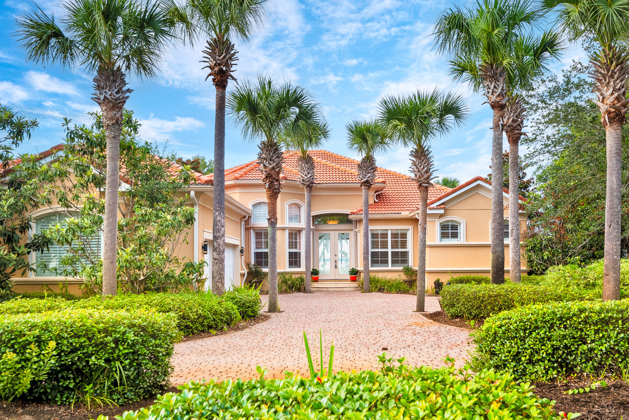 EMERALD BAY WEST - Residential
