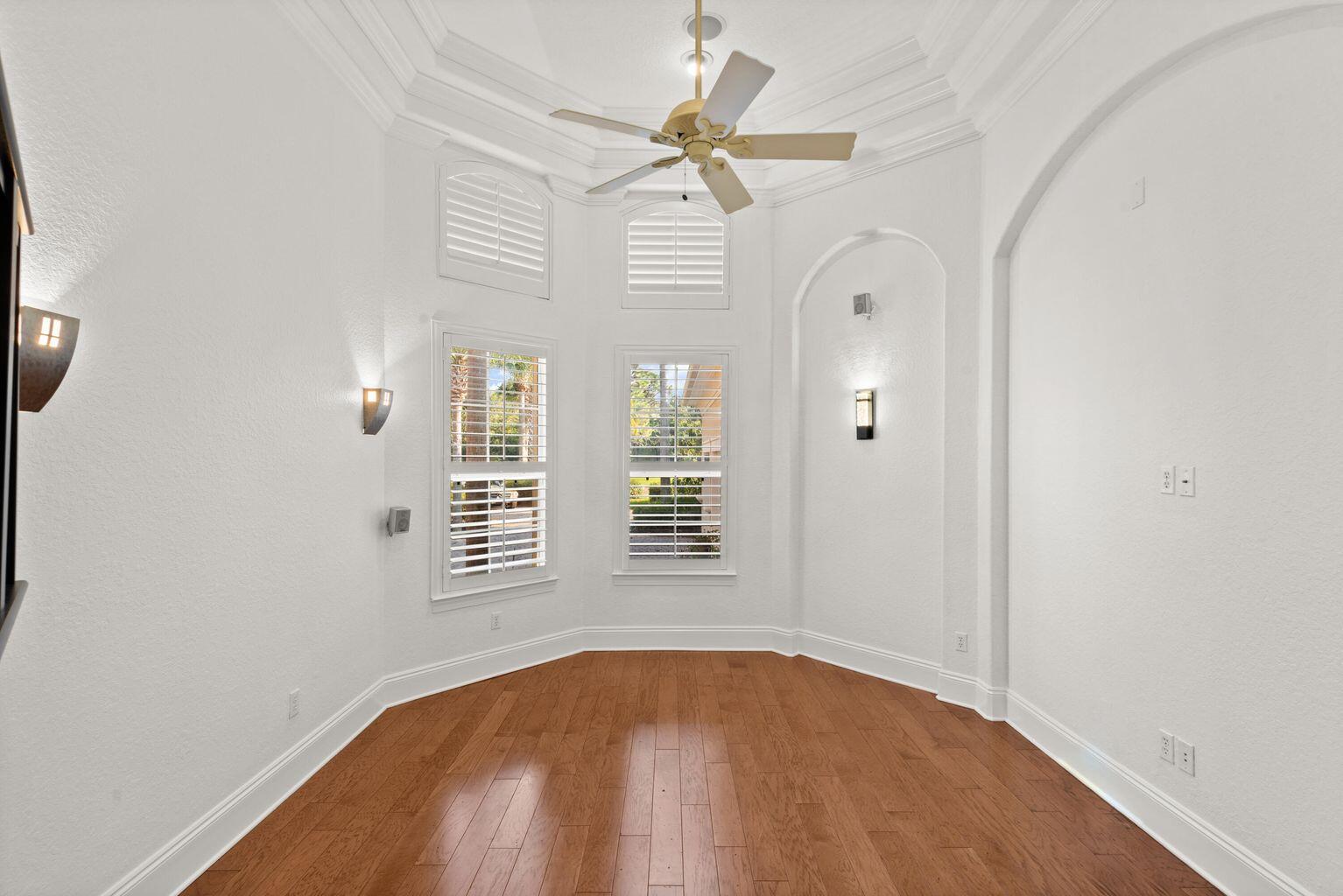 EMERALD BAY WEST - Residential