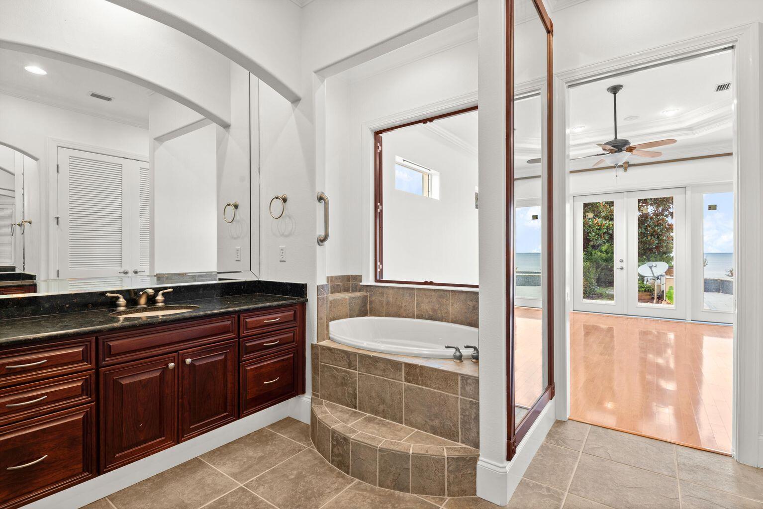 EMERALD BAY WEST - Residential