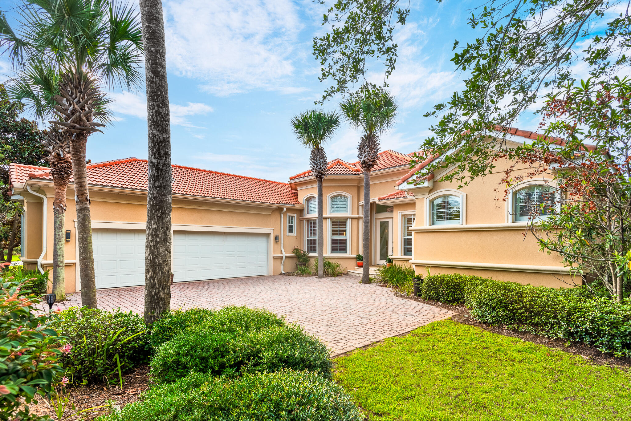 EMERALD BAY WEST - Residential