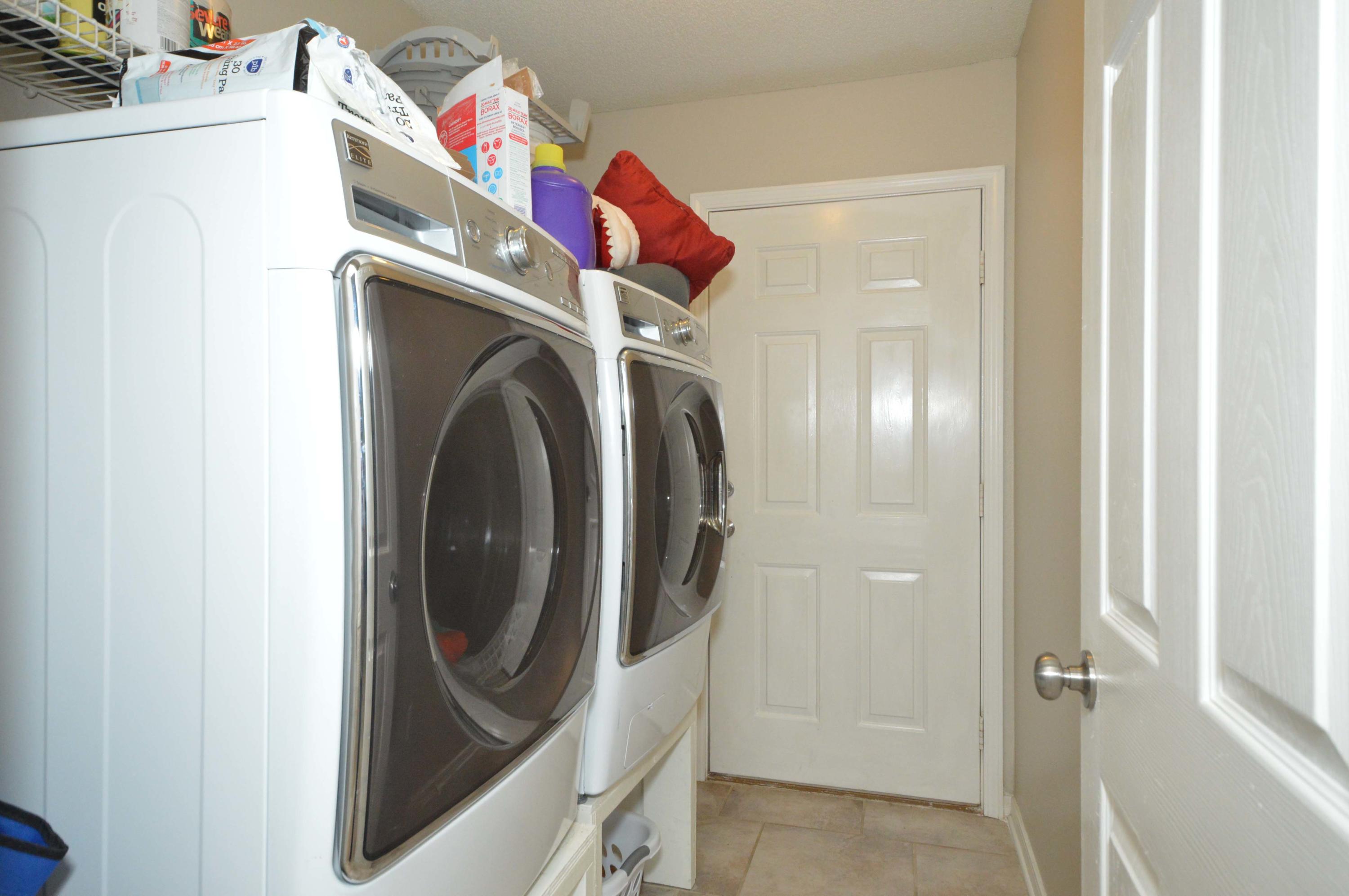 MARION MANOR - Residential