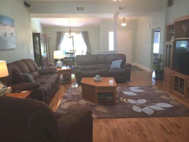 ROCKYWOOD PH 4 - Residential Lease