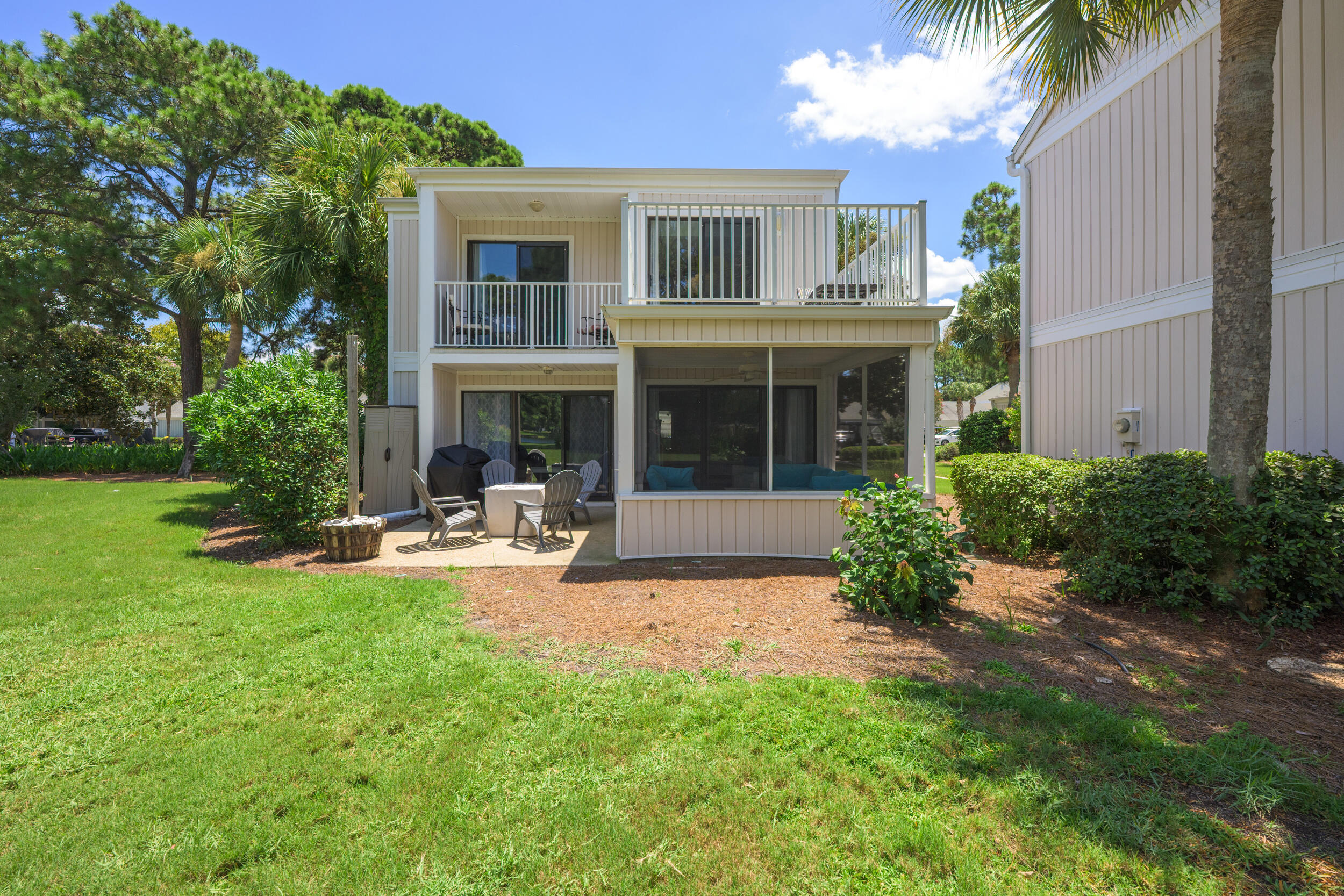 SANDPIPER VILLAGE - Residential