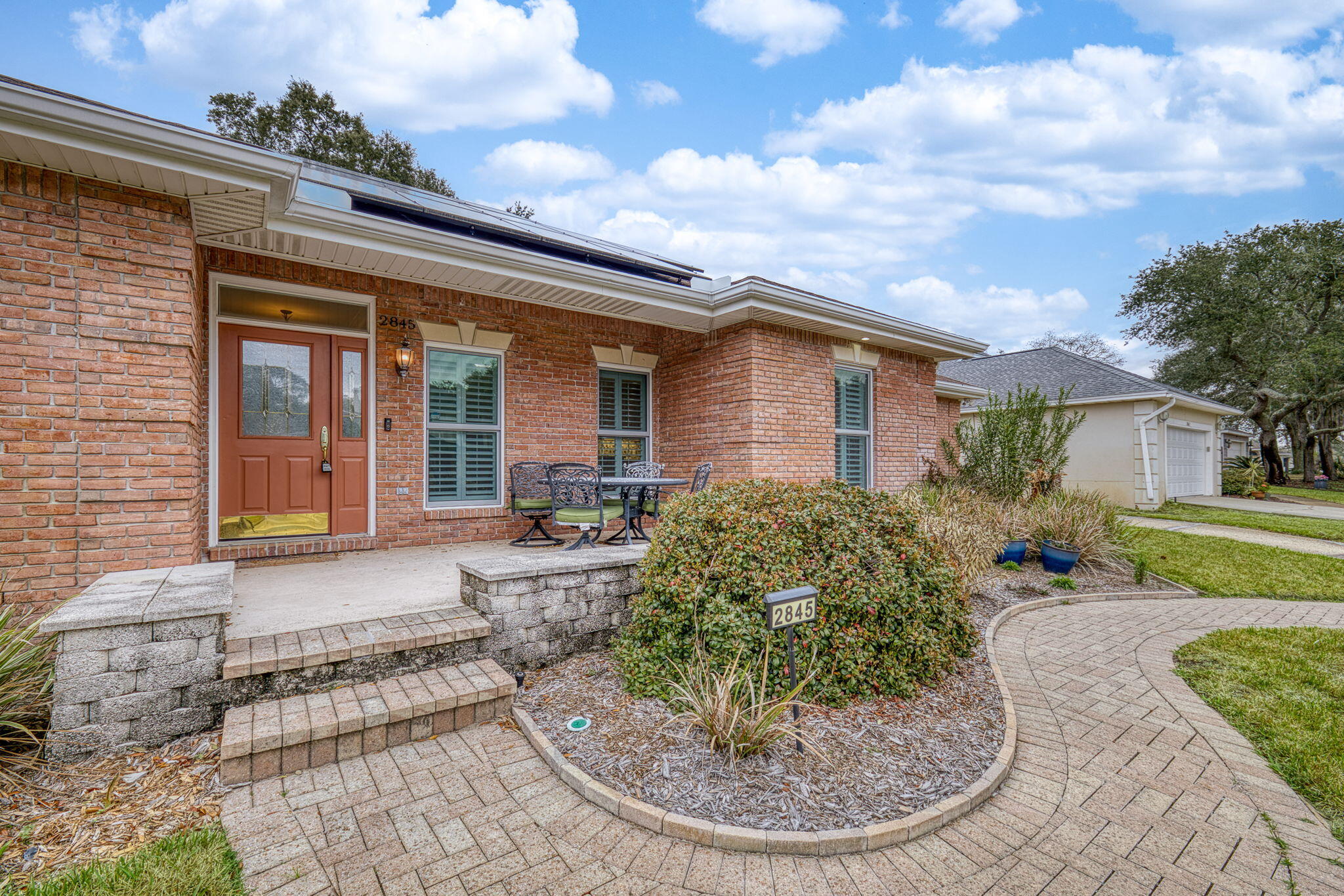 LAKE POINTE - Residential