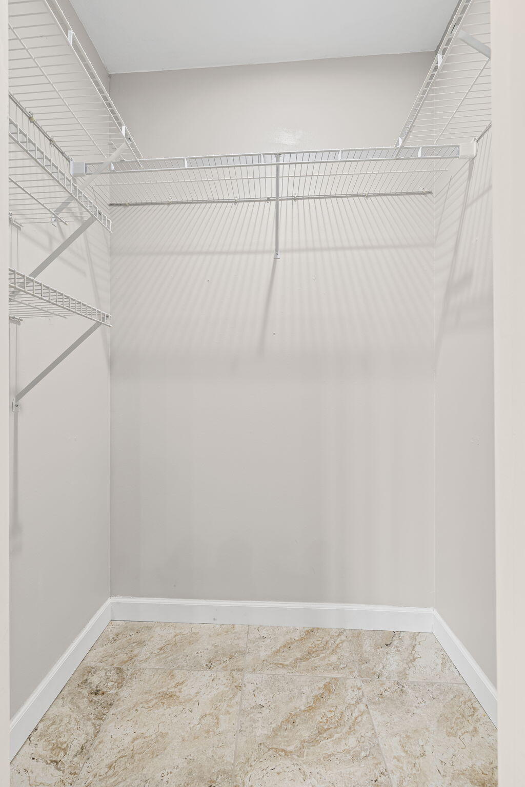 LAKE POINTE - Residential