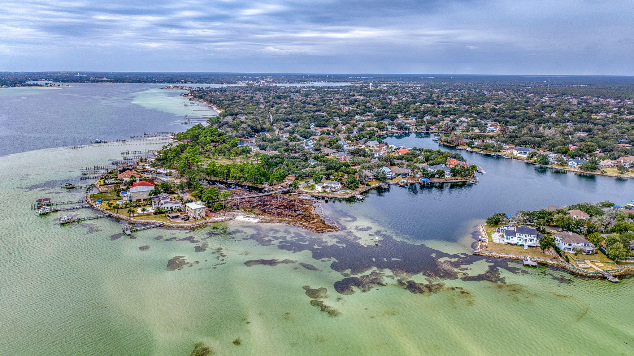 LAKE POINTE - Residential