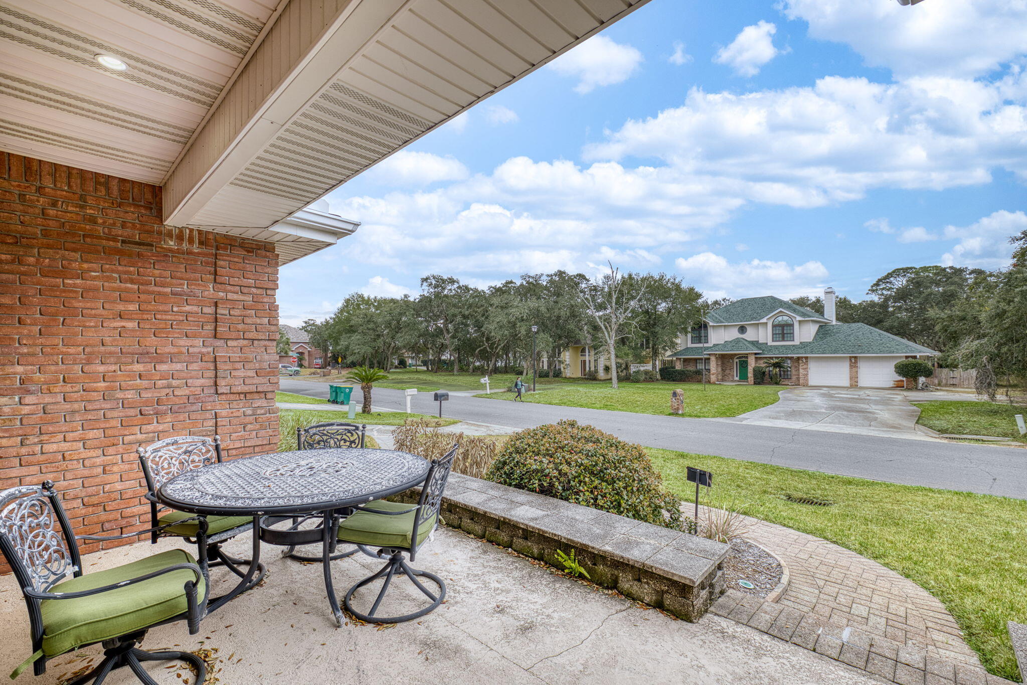 LAKE POINTE - Residential