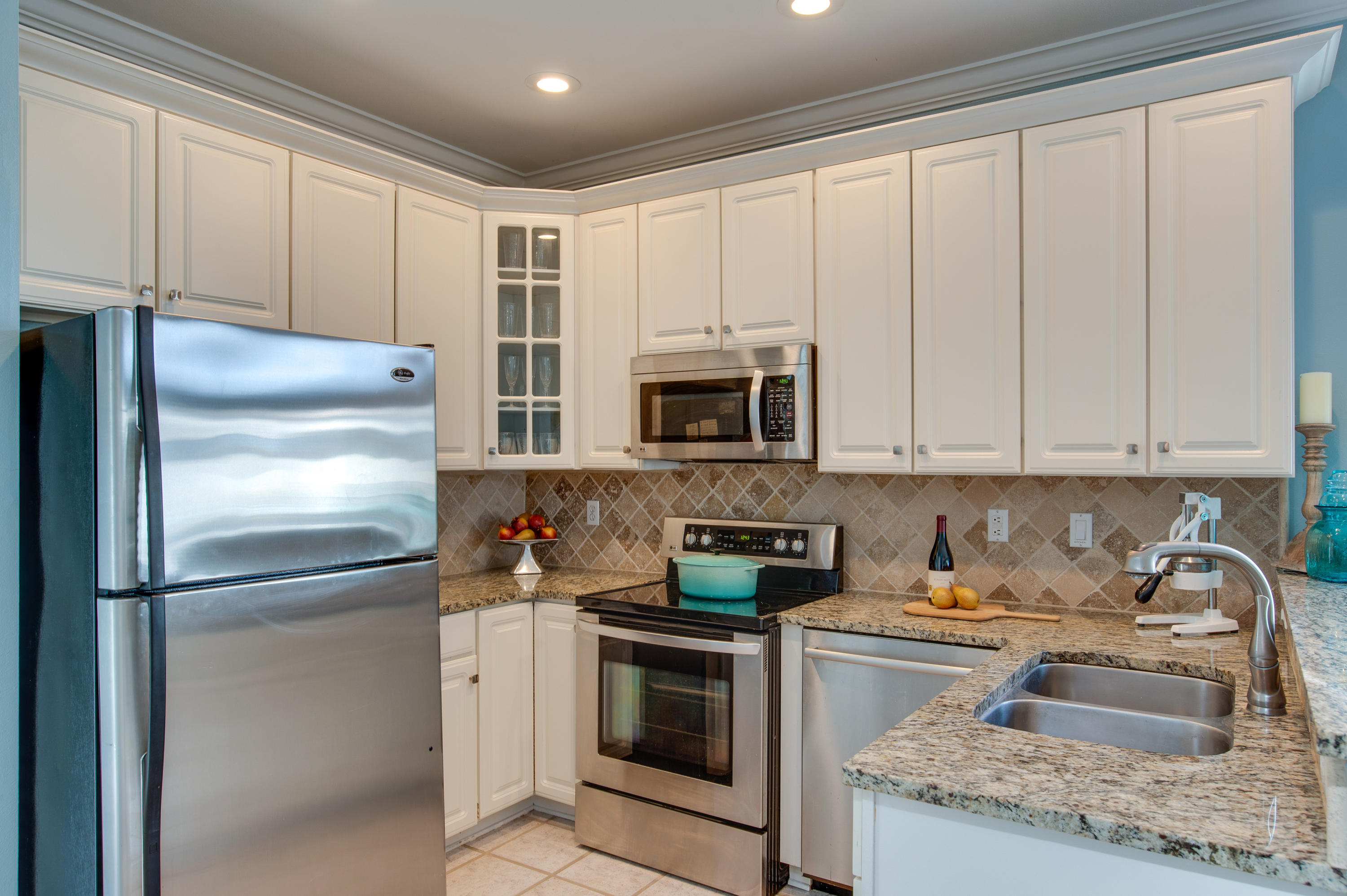 TERRA COTTA TERRACE - Residential