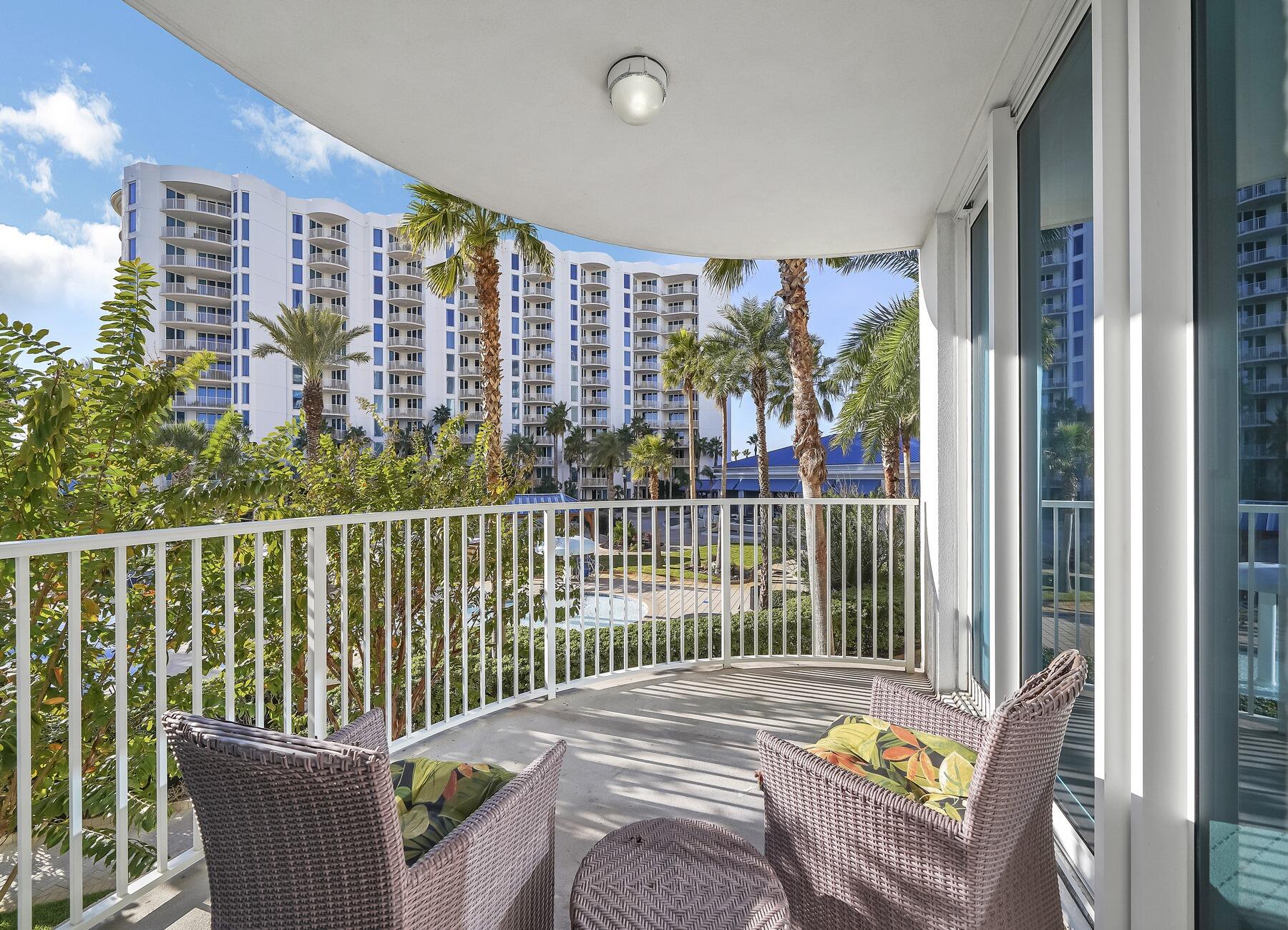 THE PALMS OF DESTIN - Residential