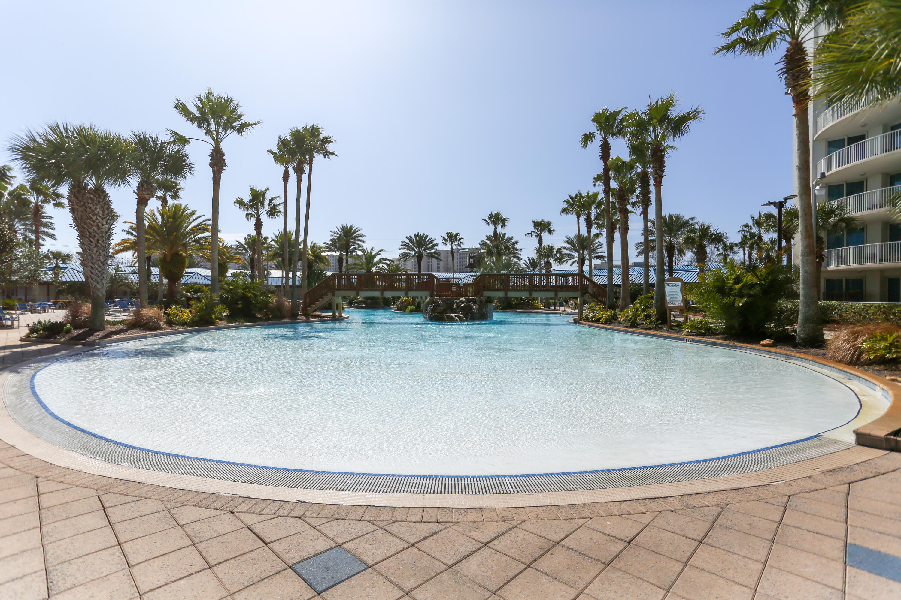 THE PALMS OF DESTIN - Residential