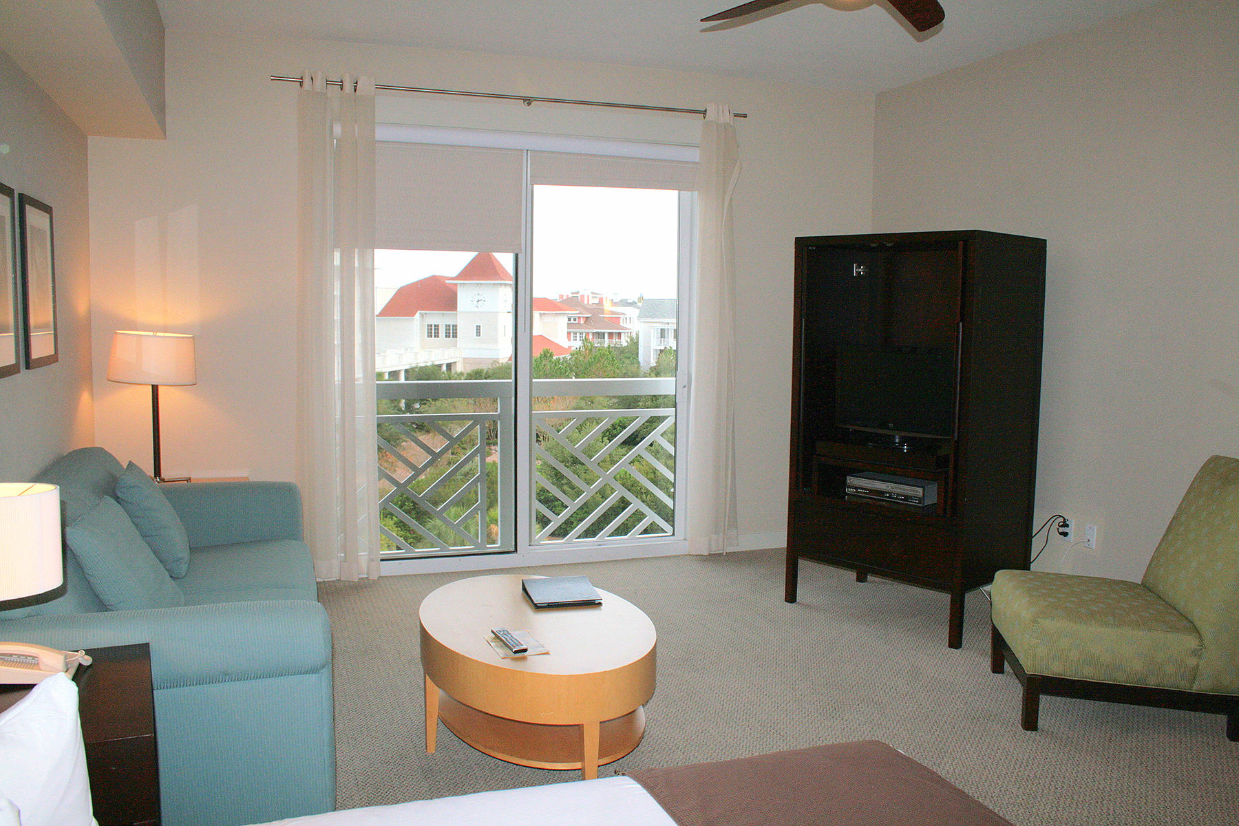 BAHIA CONDO - Residential