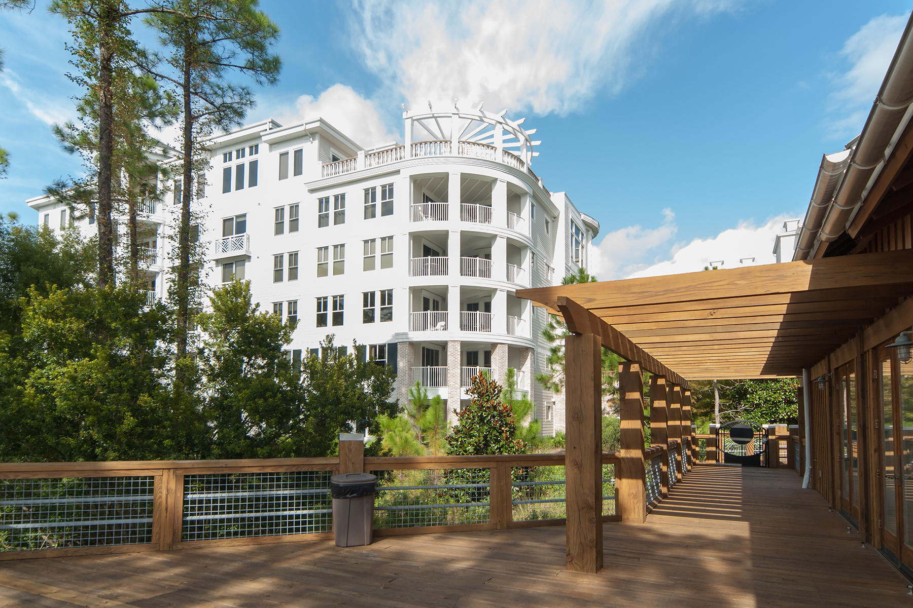 BAHIA CONDO - Residential