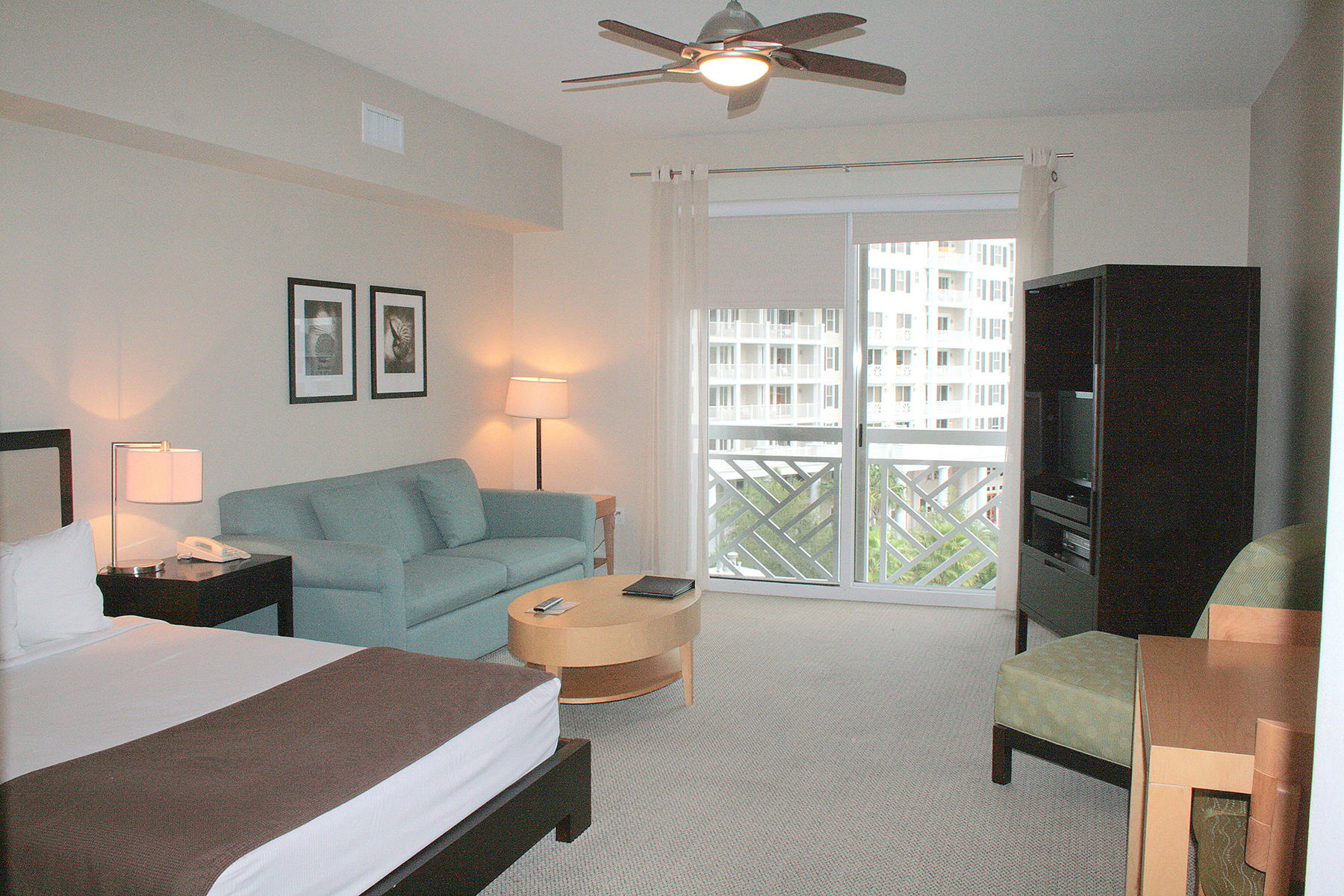 BAHIA CONDO - Residential