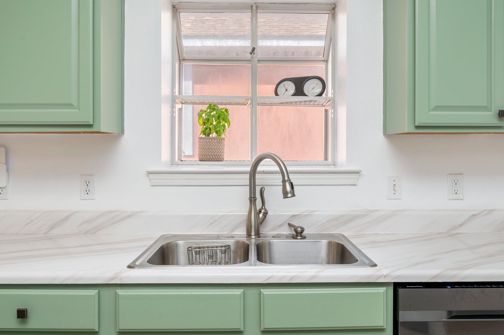 NORTH RIDGE CREEK S/D - Residential