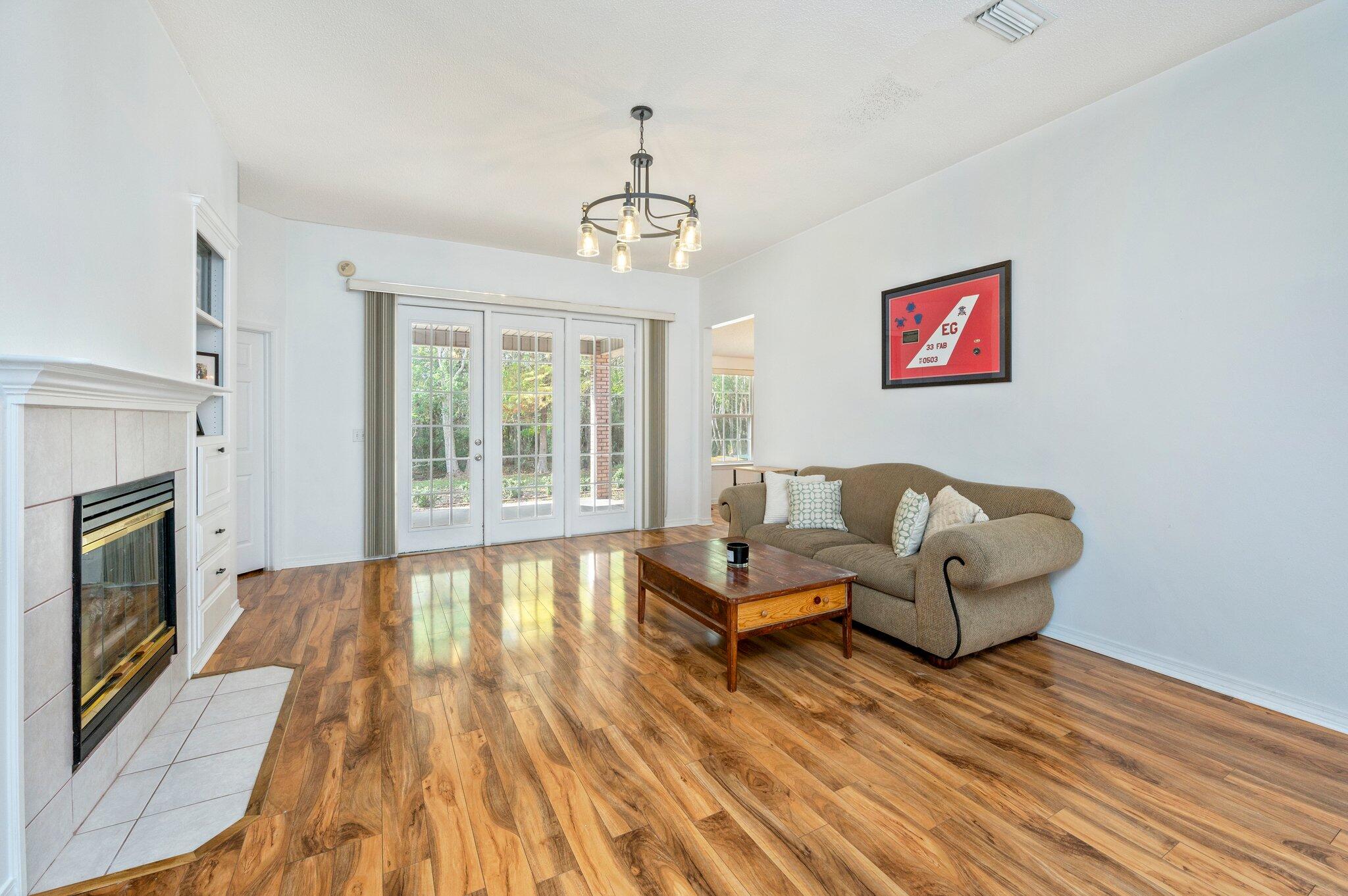 NORTH RIDGE CREEK S/D - Residential