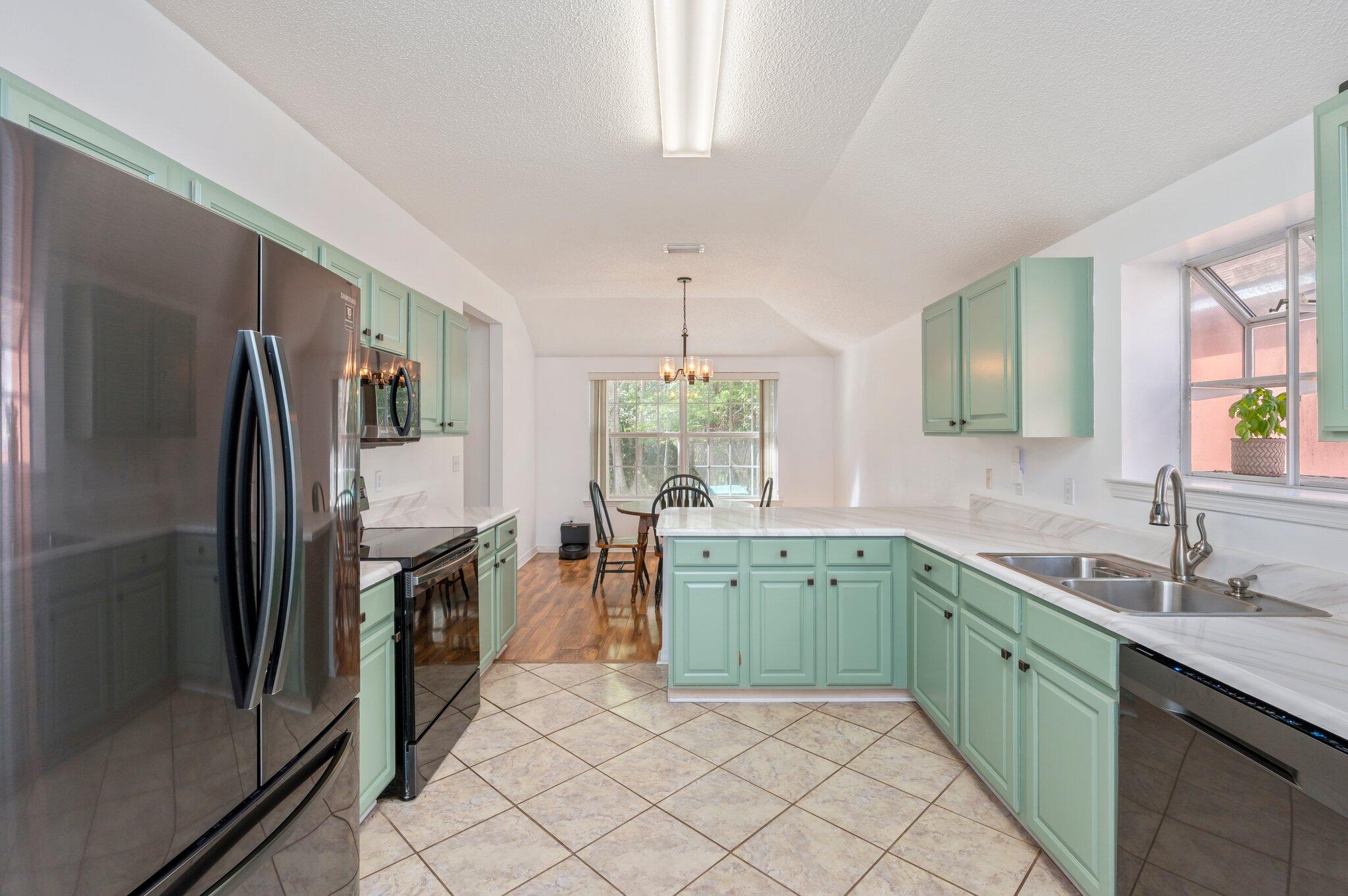 NORTH RIDGE CREEK S/D - Residential