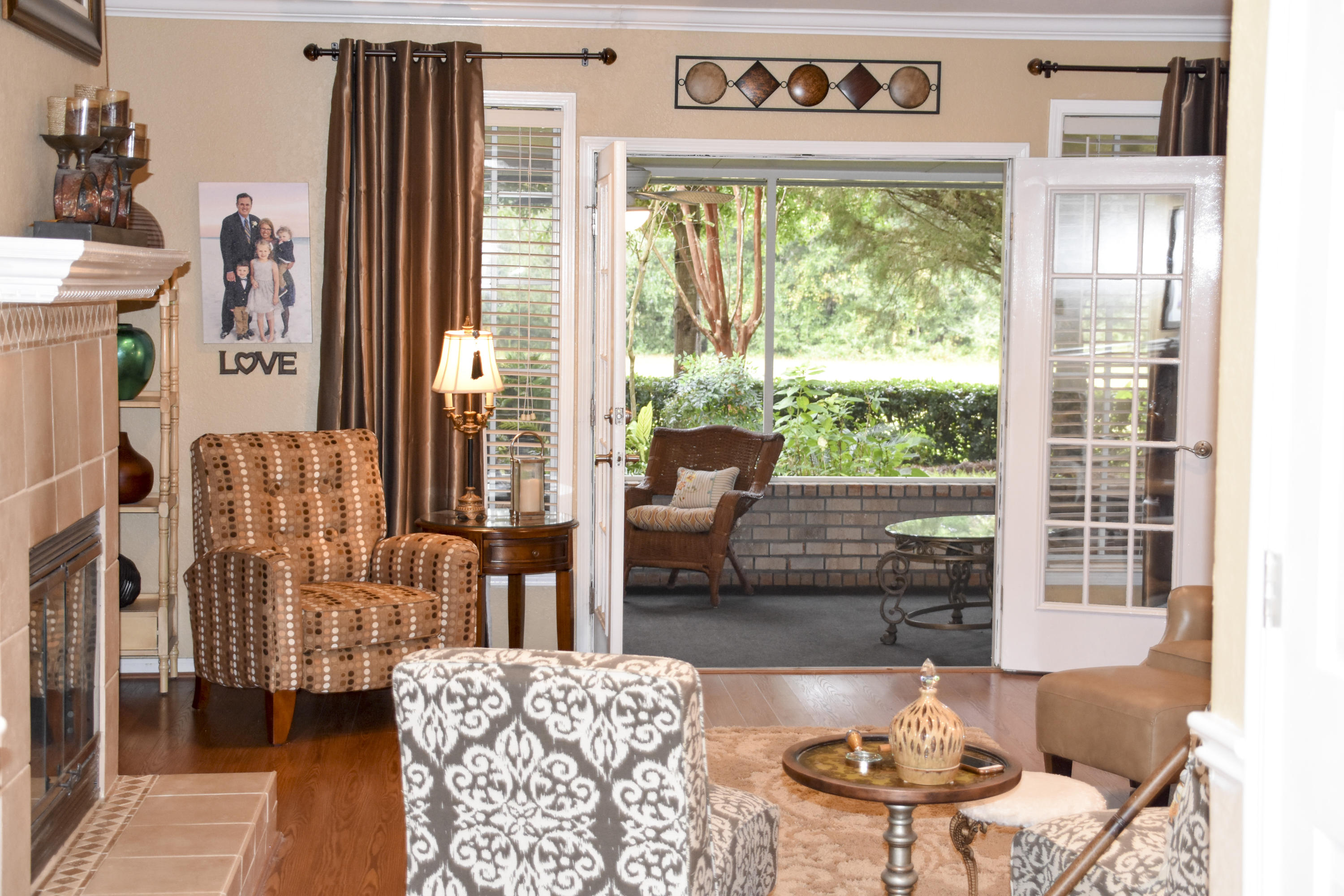 TIMBERLINE ESTATES - Residential