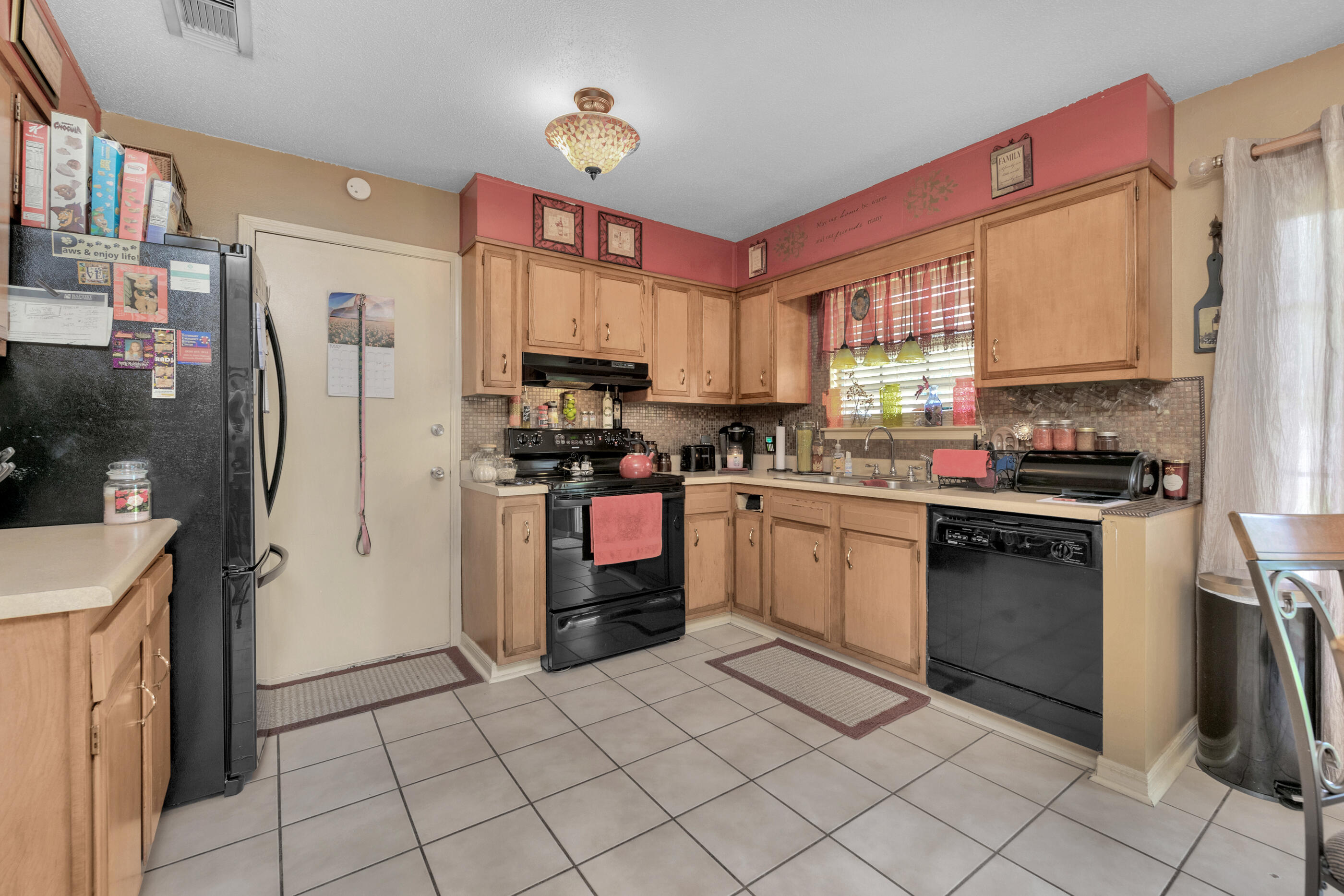 LI-FAIR ESTATES - Residential