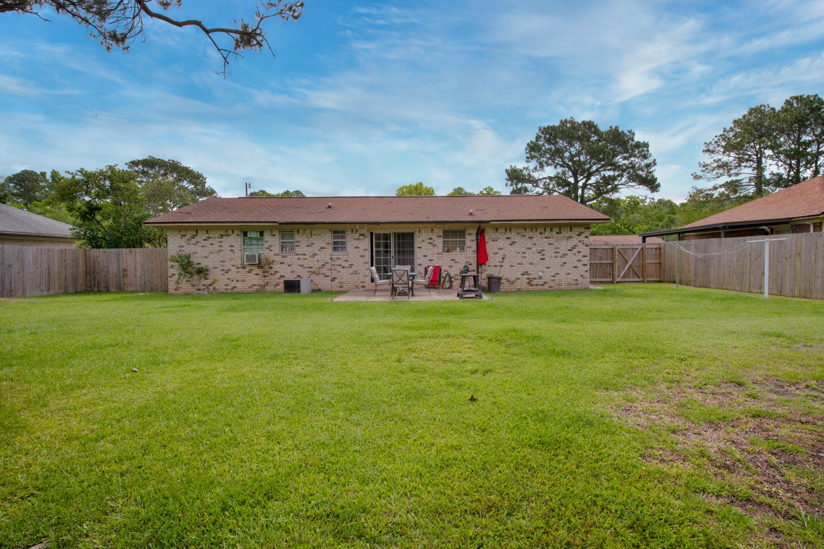 LI-FAIR ESTATES - Residential